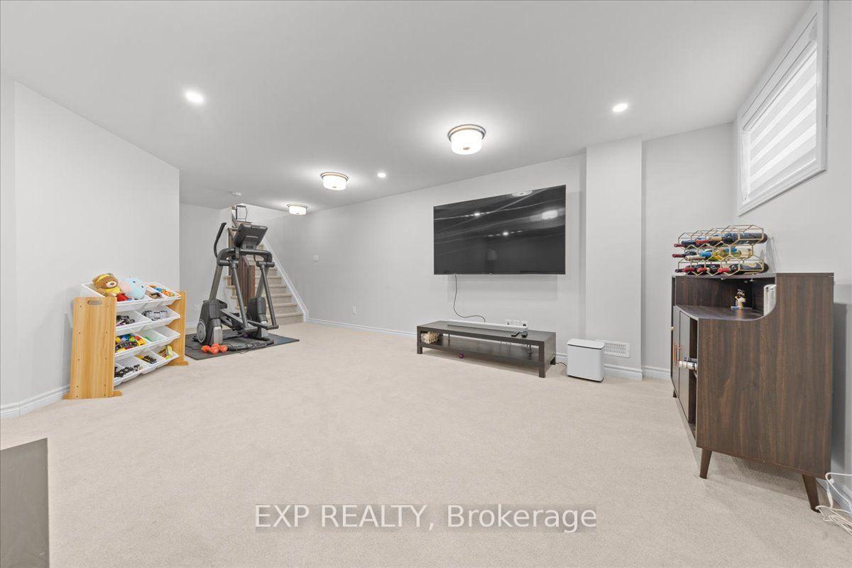 Photo 32 of 758 Cap Diamant Way, Ottawa, Camelot — HOMEH