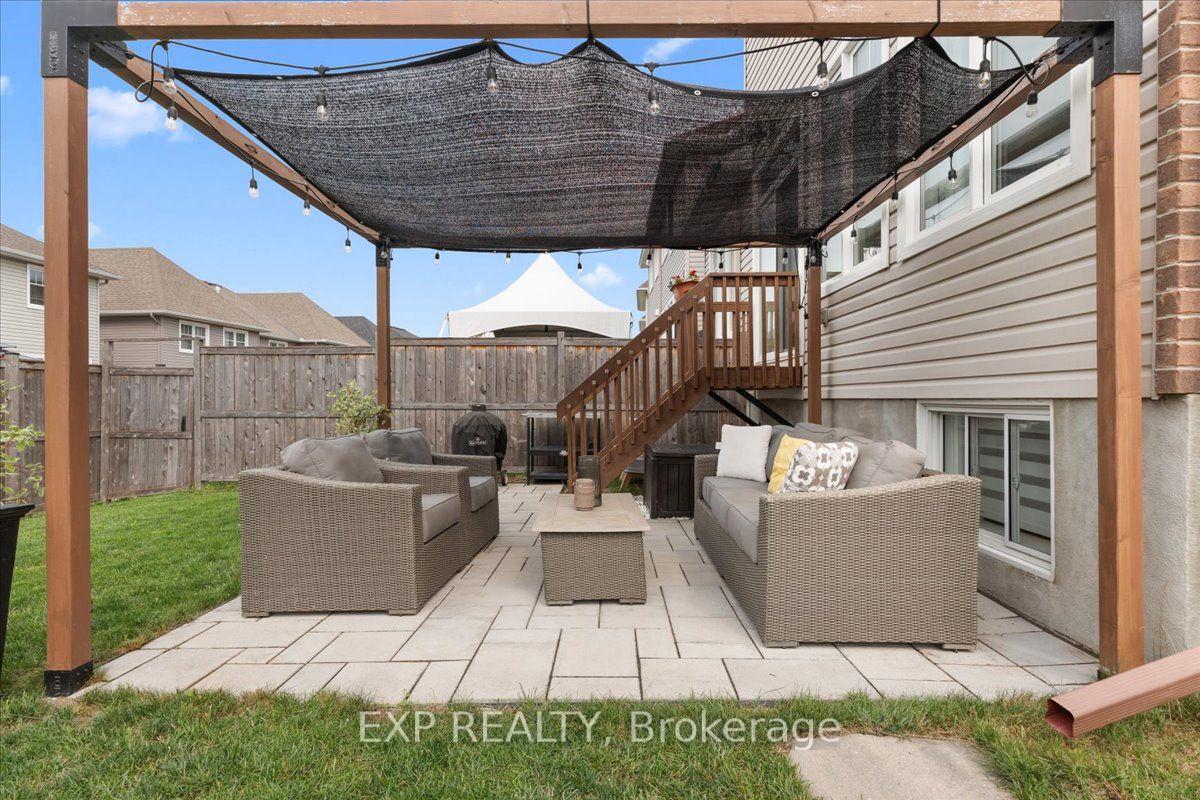 Photo 33 of 758 Cap Diamant Way, Ottawa, Camelot — HOMEH