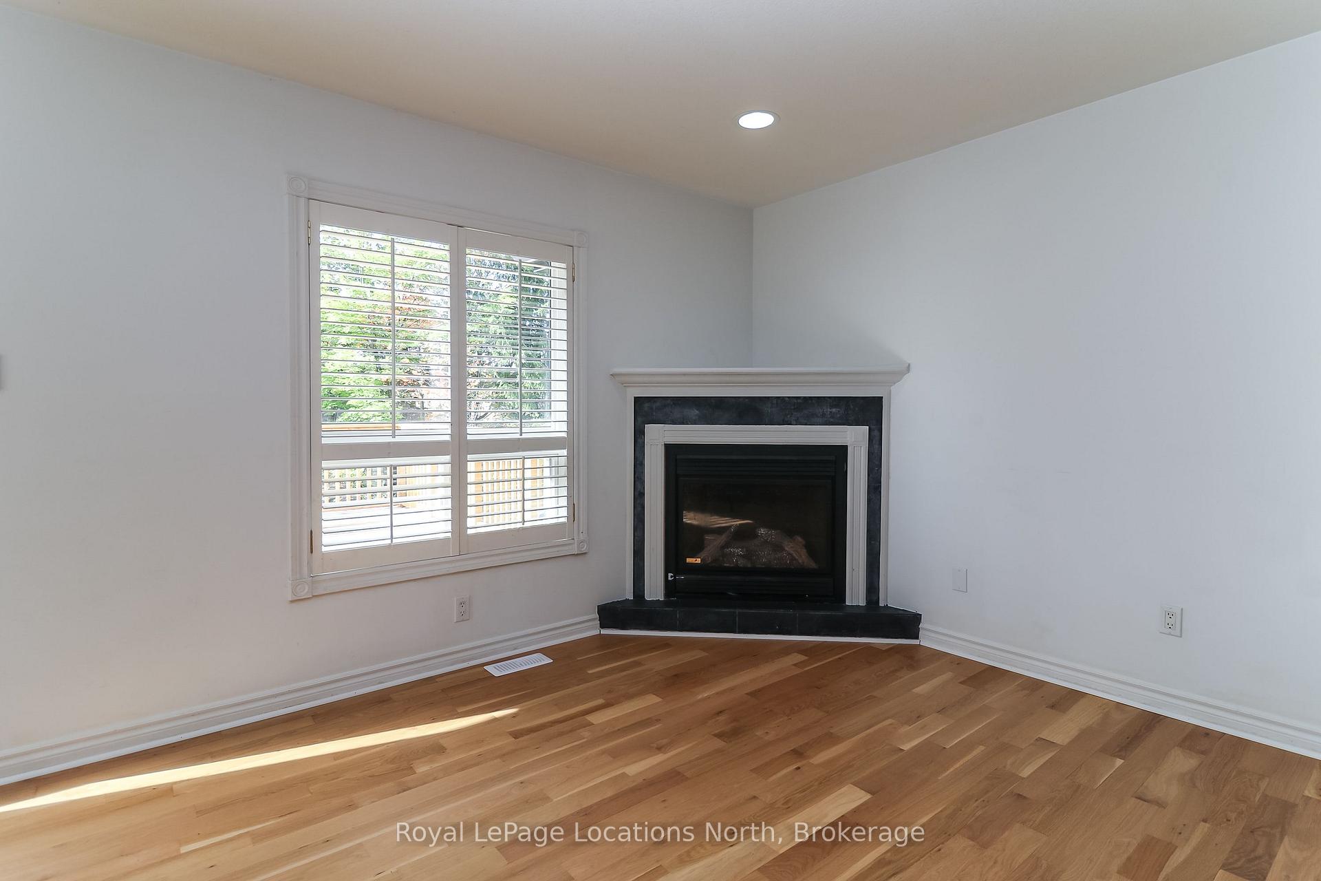 Photo 19 of 16 Donato Way, Wasaga Beach — HOMEH