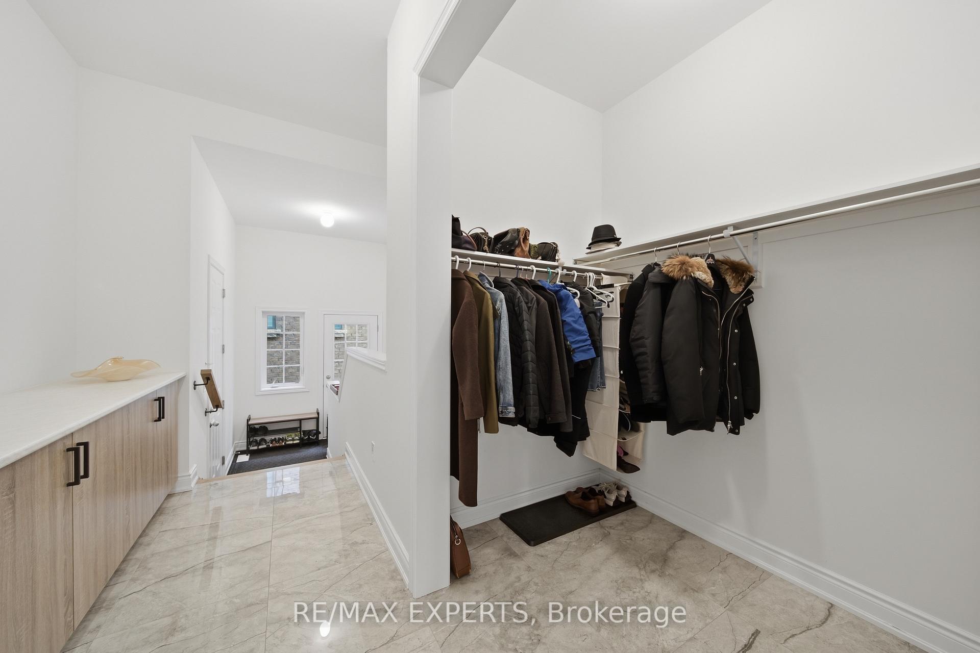 Photo 44 of 211 Stormont Trail, Vaughan, Vellore Village — HOMEH