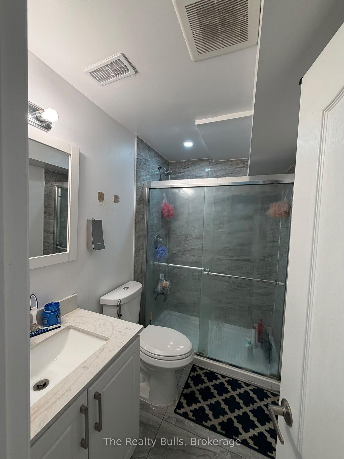 Photo 9 of Unit Basement, 4 Fairhill Avenue, Brampton, Fletcher's Meadow — HOMEH