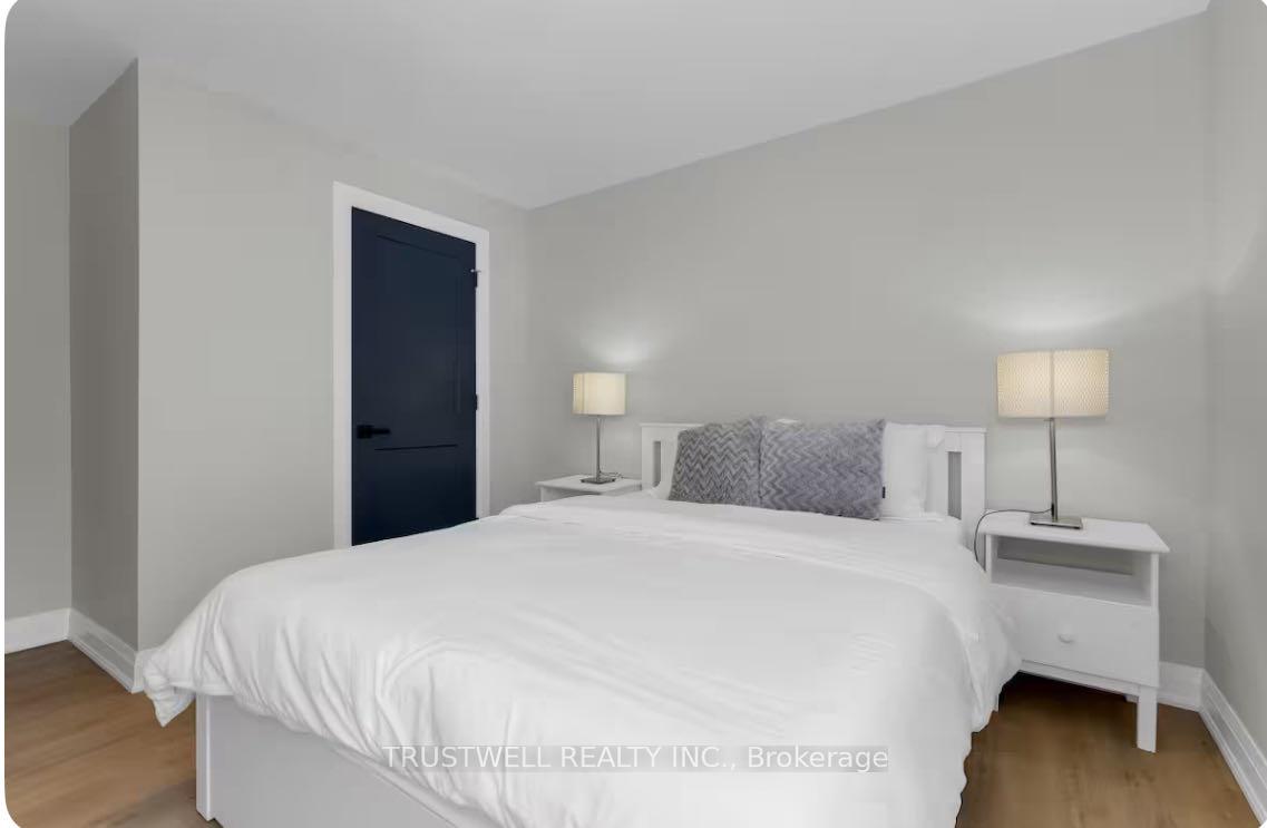 Photo 19 of 4440 Huron Street, Niagara Falls, Downtown — HOMEH