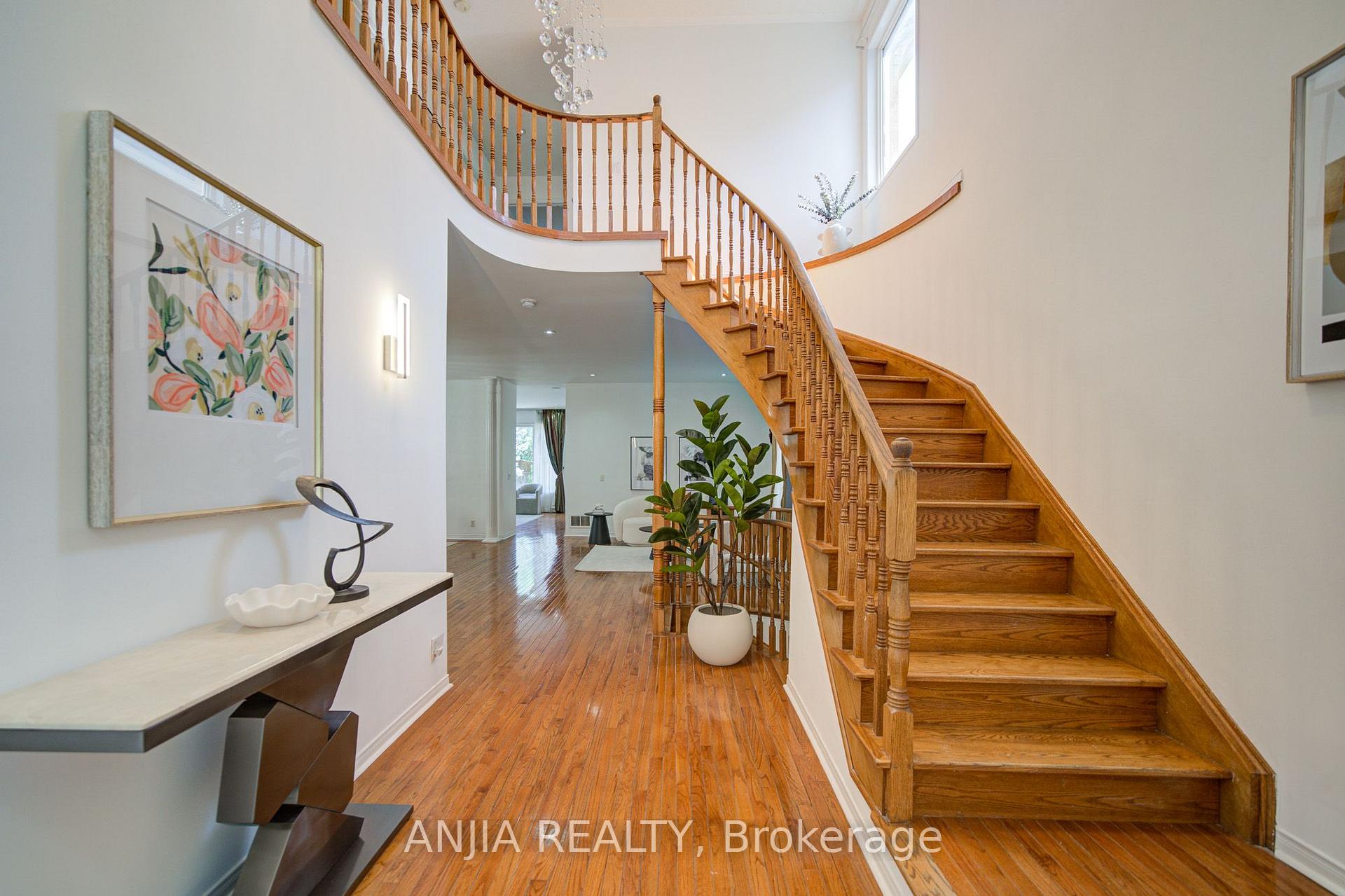 Photo 3 of 173 Russell Jarvis Drive, Markham, Legacy — HOMEH