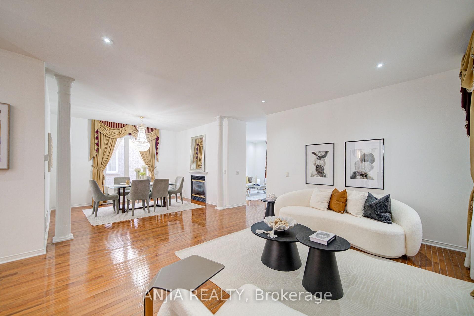 Photo 7 of 173 Russell Jarvis Drive, Markham, Legacy — HOMEH