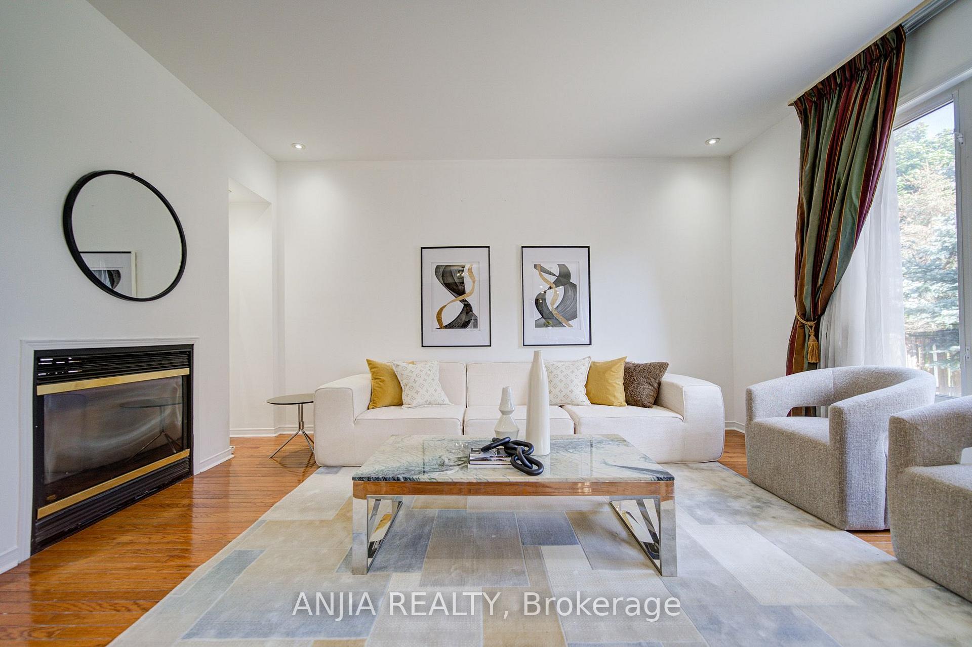 Photo 9 of 173 Russell Jarvis Drive, Markham, Legacy — HOMEH