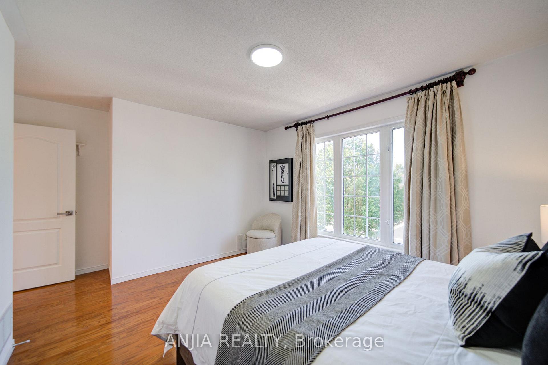 Photo 22 of 173 Russell Jarvis Drive, Markham, Legacy — HOMEH