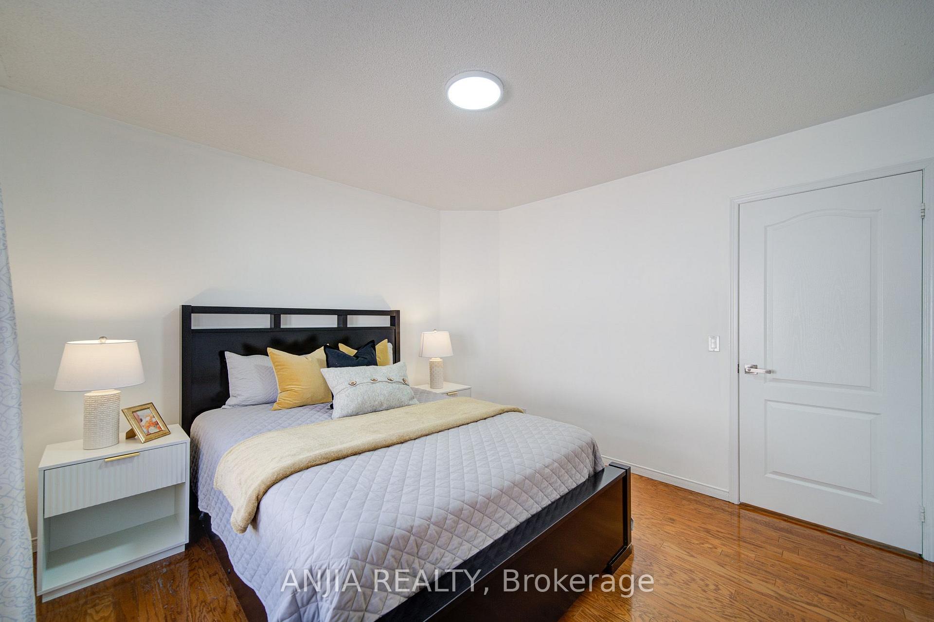 Photo 26 of 173 Russell Jarvis Drive, Markham, Legacy — HOMEH