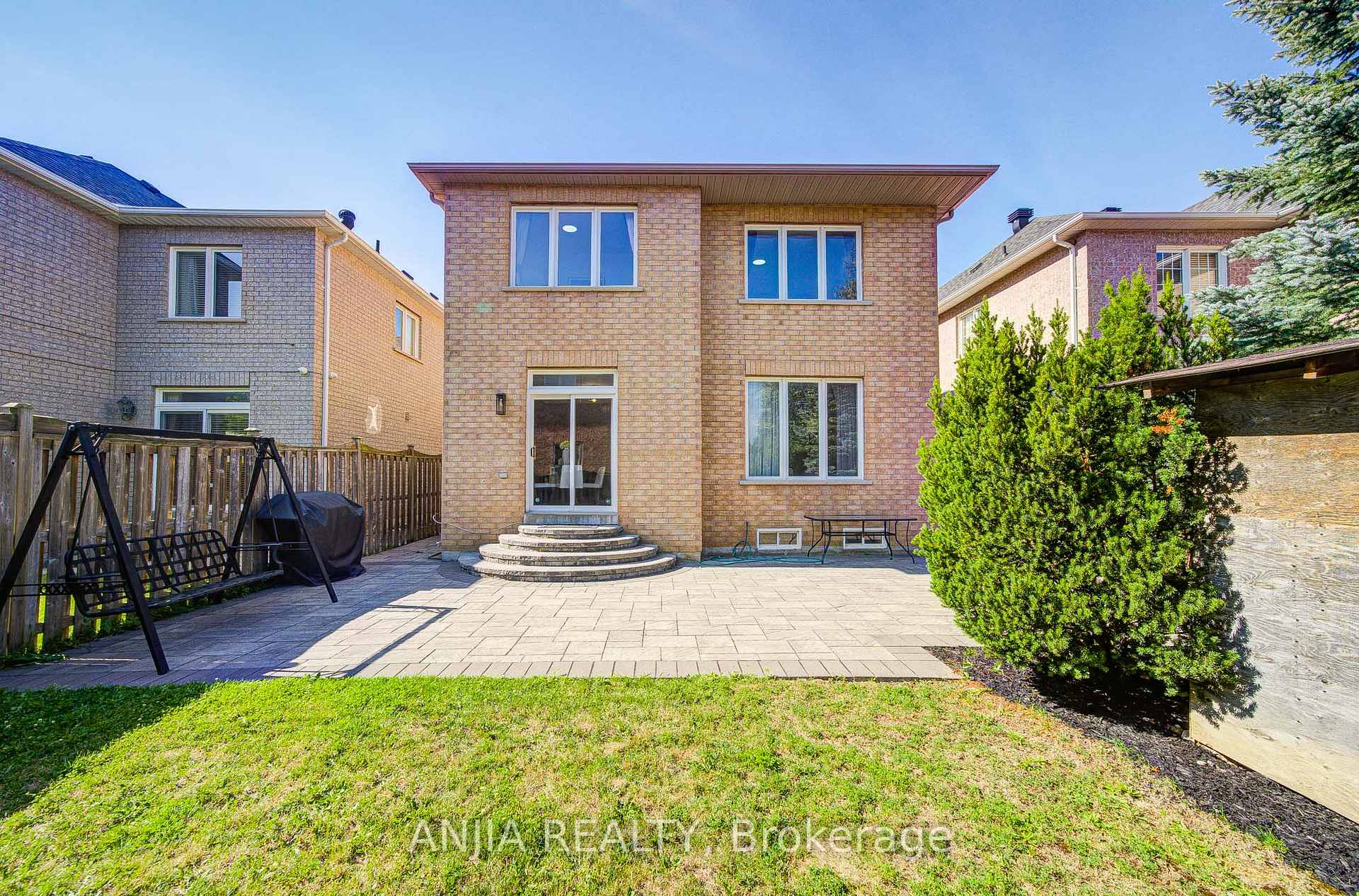 Photo 48 of 173 Russell Jarvis Drive, Markham, Legacy — HOMEH