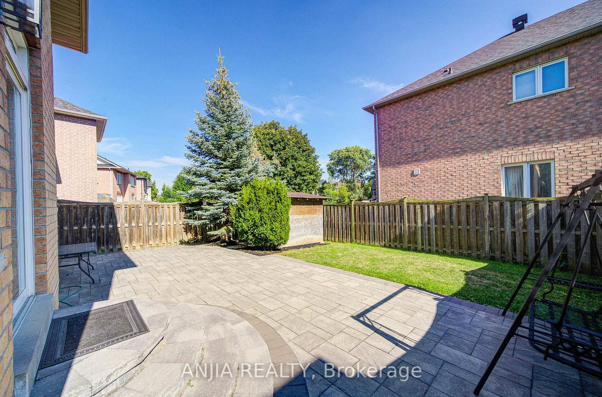 Photo 49 of 173 Russell Jarvis Drive, Markham, Legacy — HOMEH