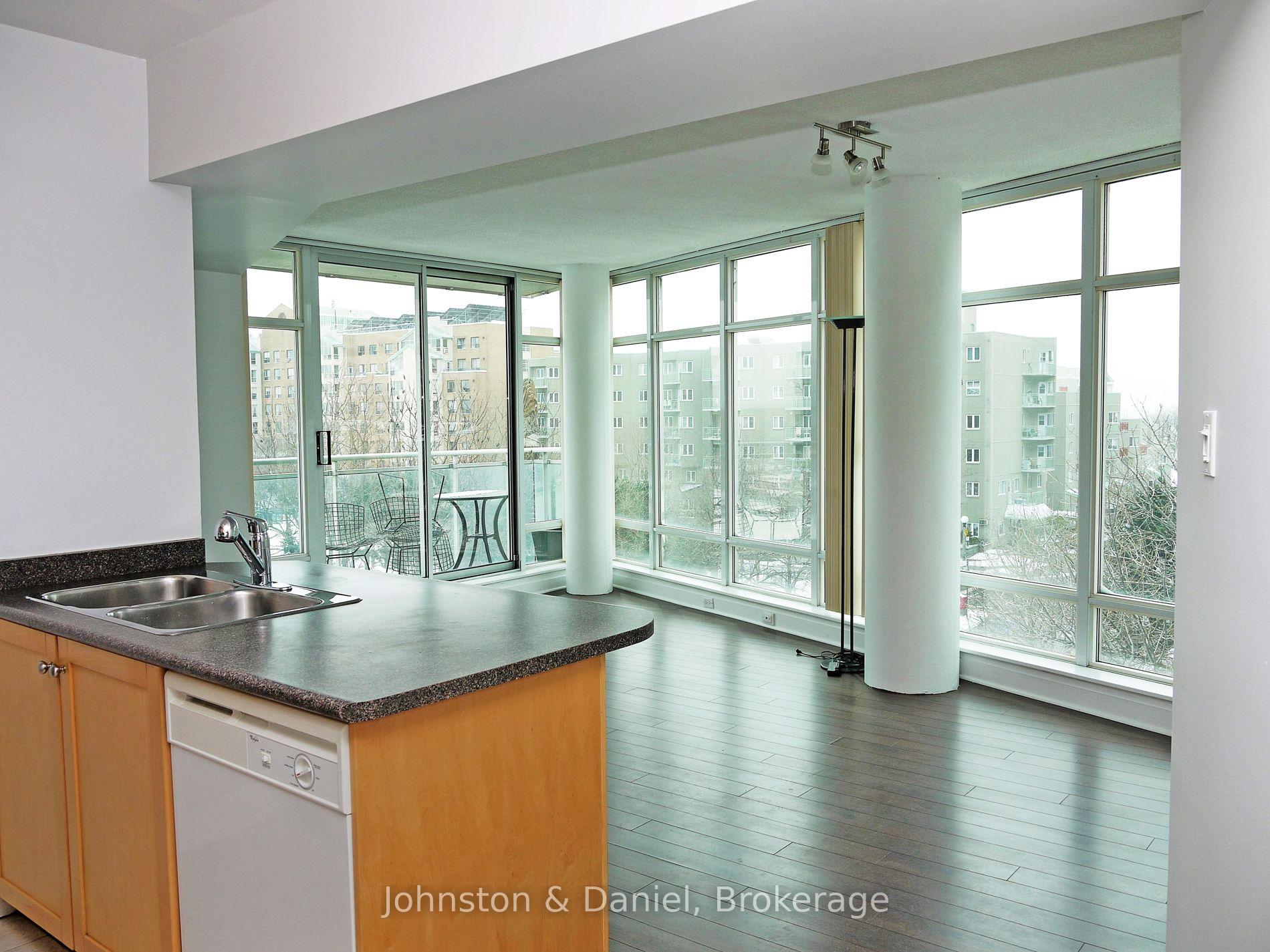 Photo 2 of Unit 616, 650 Queens Quay W, Toronto, Niagara — HOMEH