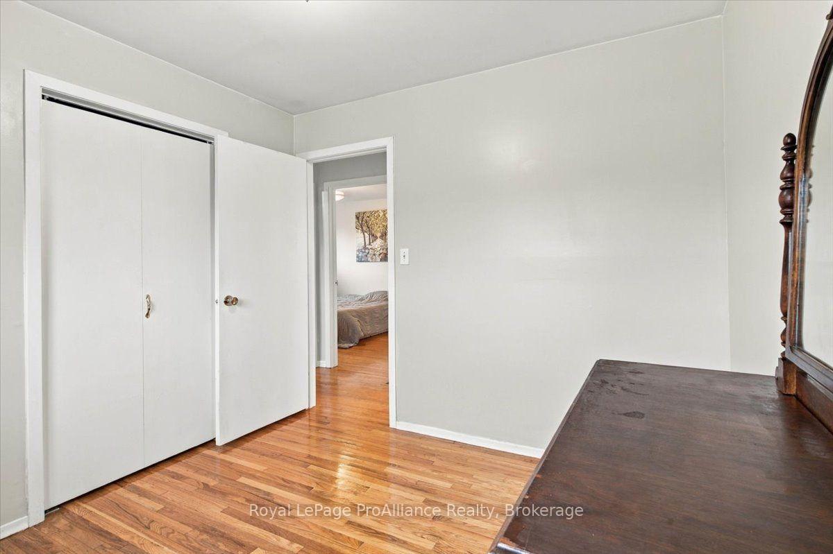 Photo 24 of 106 Burns Avenue, Quinte West, Sidney Ward — HOMEH