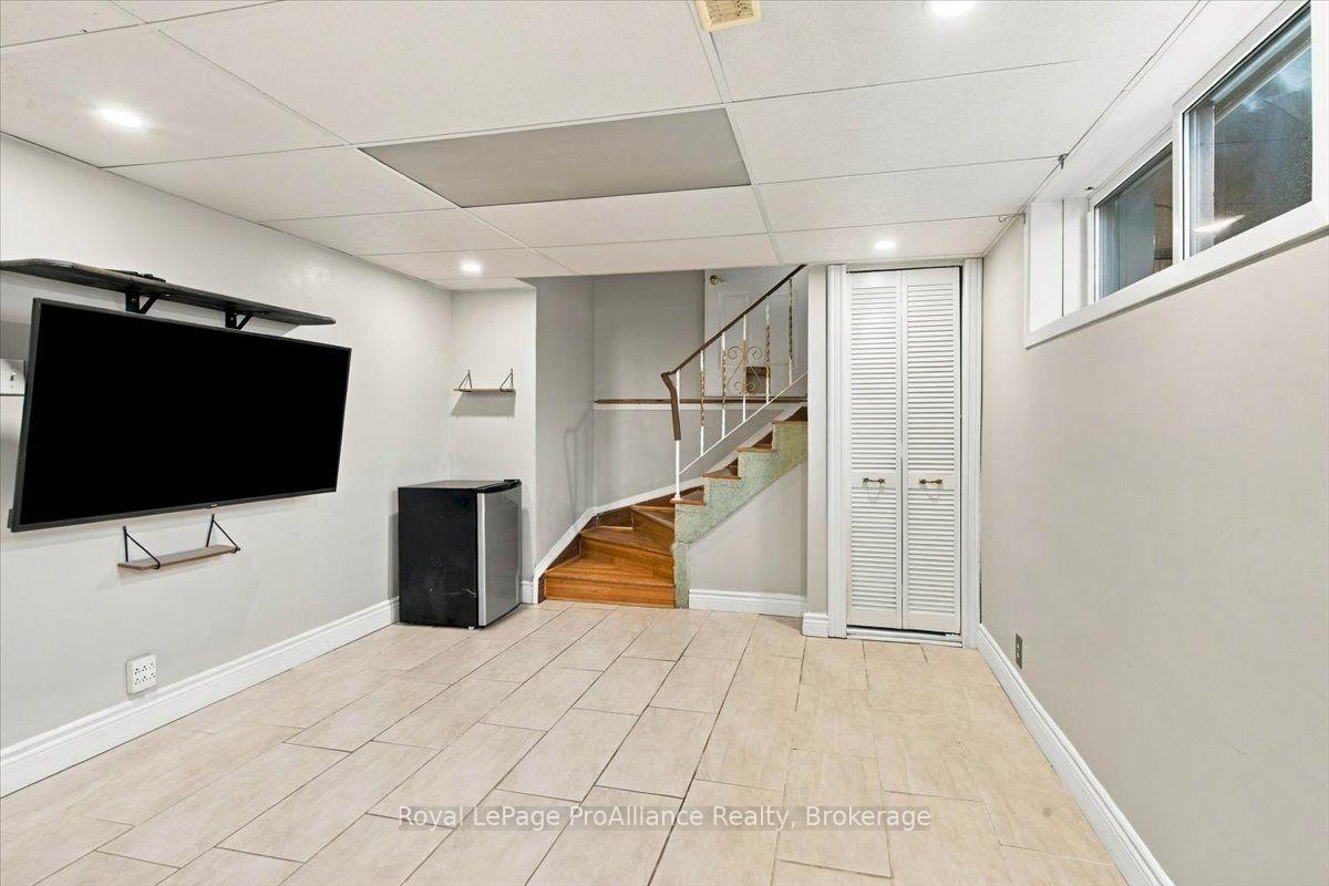 Photo 42 of 106 Burns Avenue, Quinte West, Sidney Ward — HOMEH