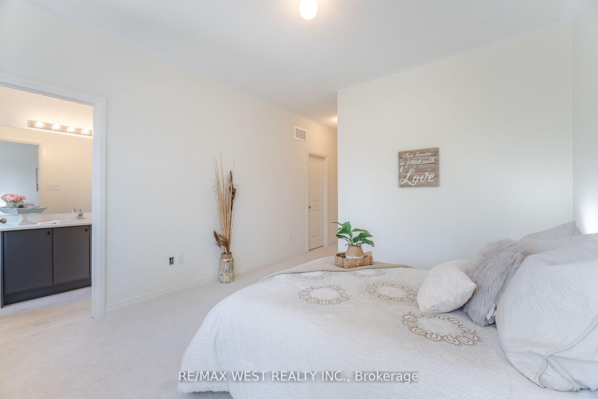Photo 28 of 1563 Green Road, Clarington, Bowmanville — HOMEH