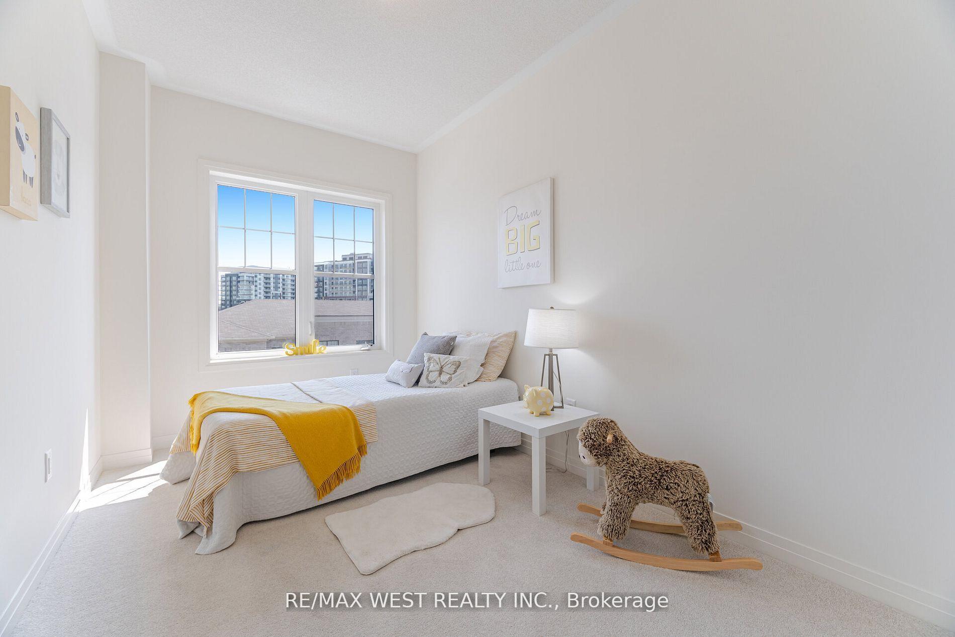 Photo 32 of 1563 Green Road, Clarington, Bowmanville — HOMEH