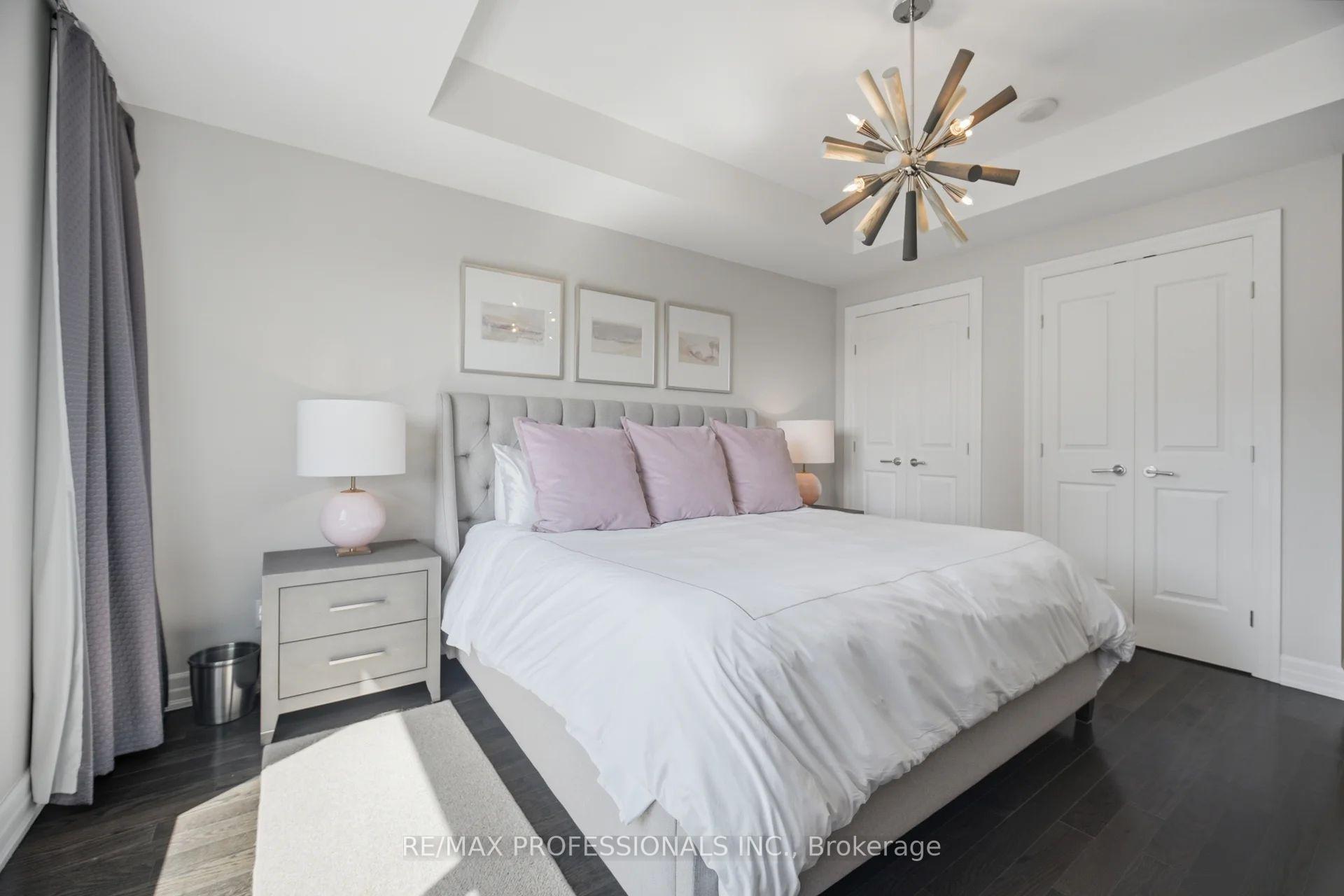 Photo 11 of Unit 512, 30 Old Mill Road, Etobicoke, Kingsway South — HOMEH