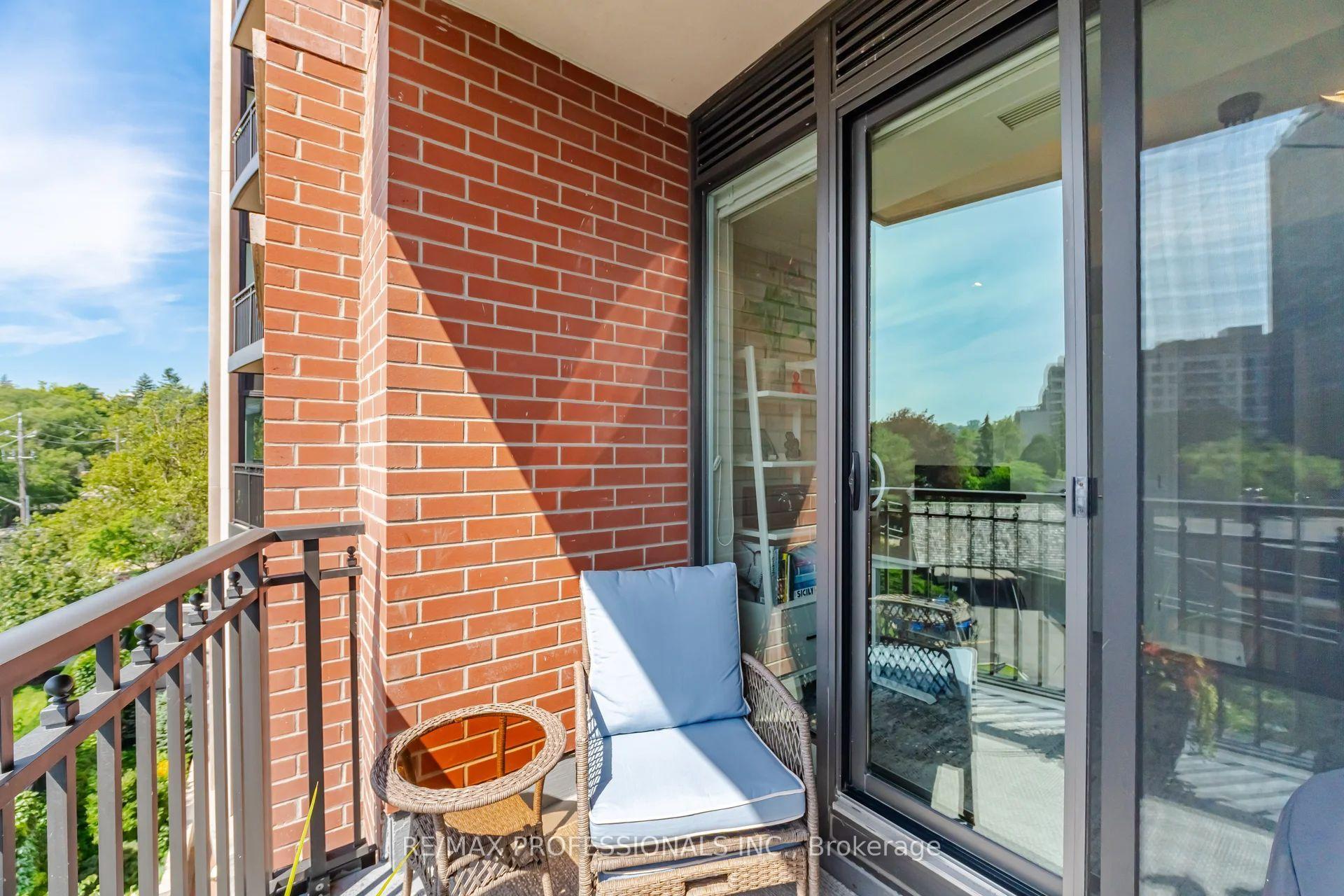 Photo 20 of Unit 512, 30 Old Mill Road, Etobicoke, Kingsway South — HOMEH