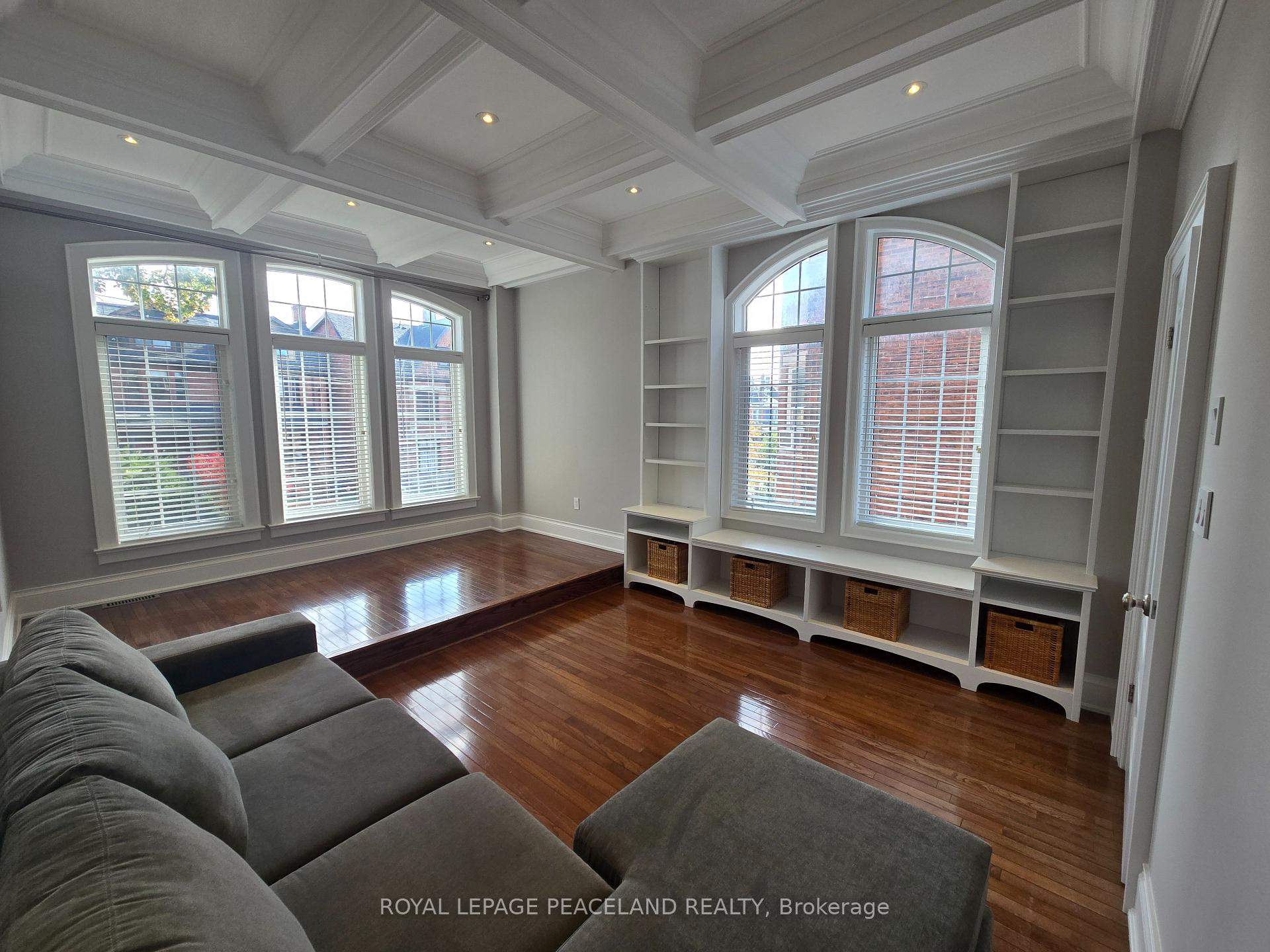 Photo of Unit MainHse, 322 Clinton Street