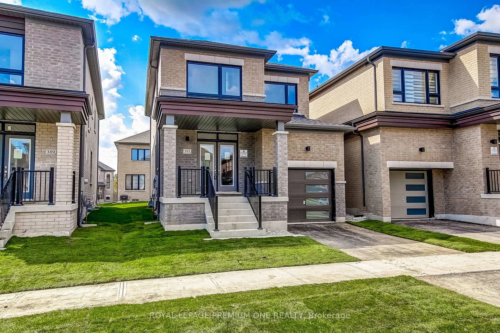 Photo 2 of 393 Kennedy Circle W, Milton, Cobban — HOMEH