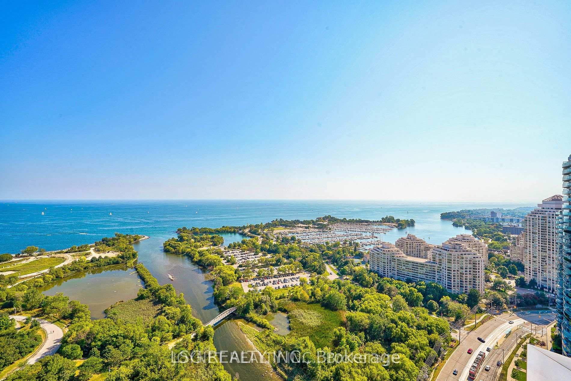 Photo of Unit 3801, 2200 Lake Shore Boulevard W