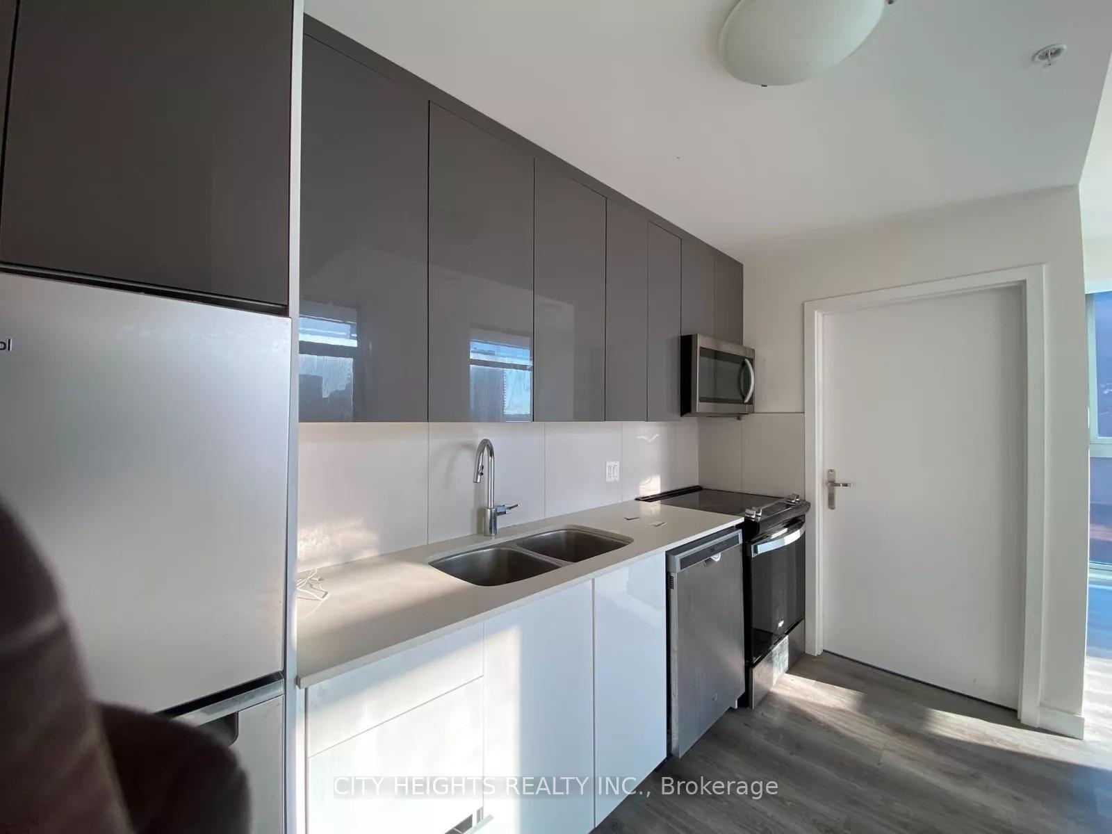 Photo 9 of Unit 809, 60 Fredrick Street, Kitchener, Civic Centre — HOMEH