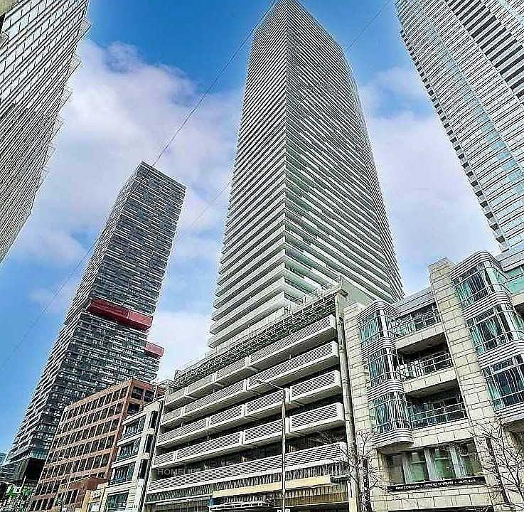Photo of Unit 1807, 2221 Yonge Street E