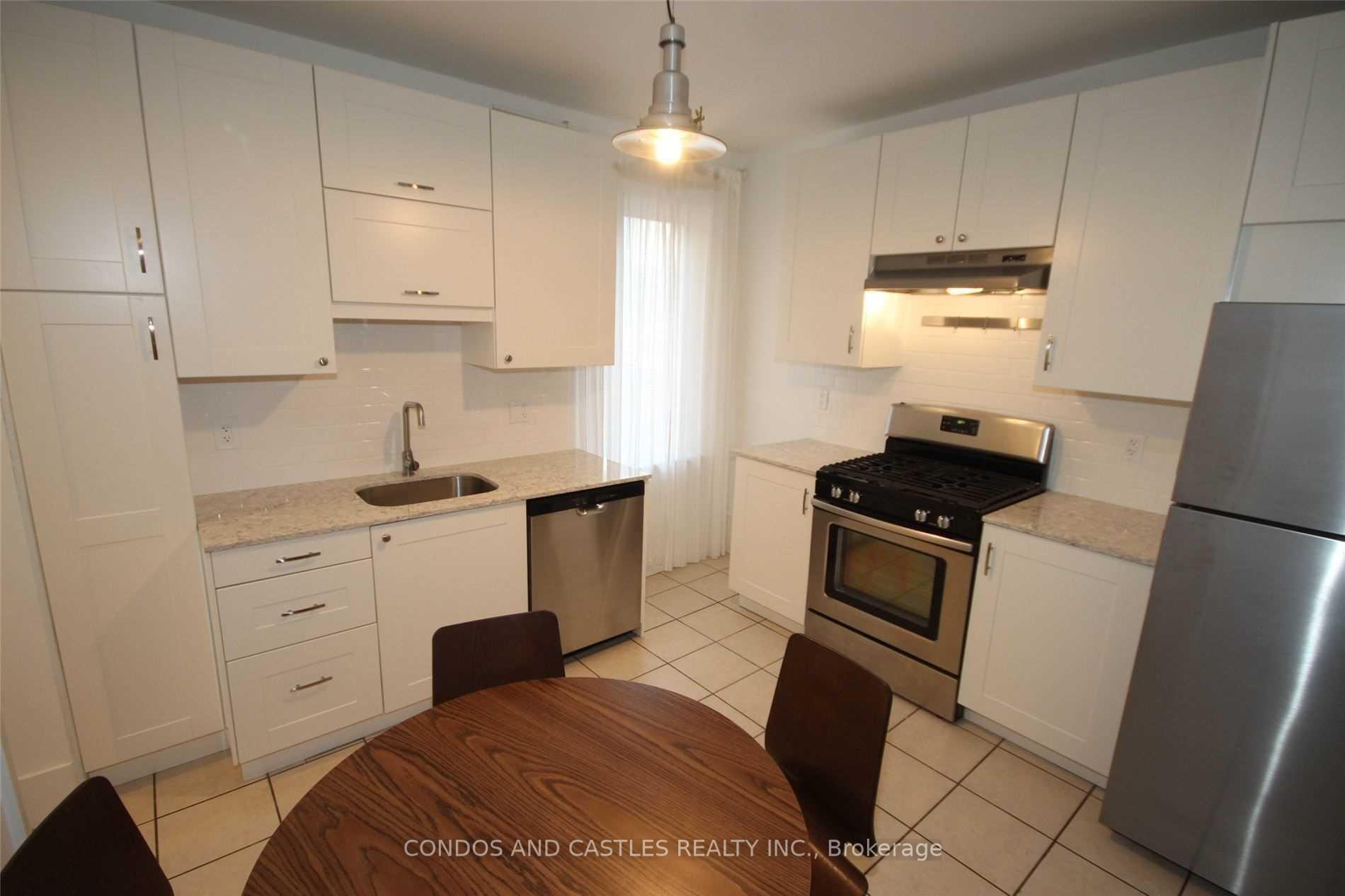 Photo 3 of Unit 2, 467 Richmond Street E, Toronto, Moss Park — HOMEH