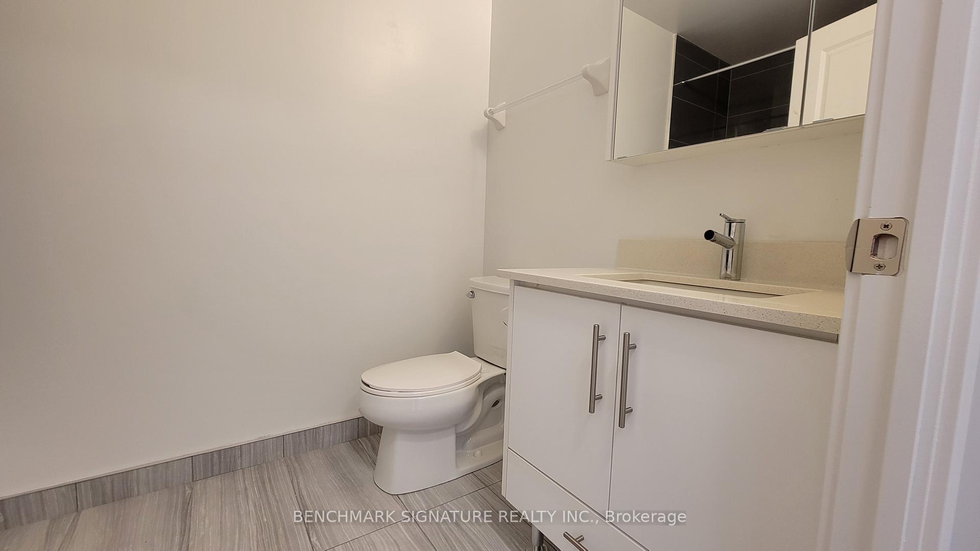 Photo 10 of Unit 1607, 85 Oneida Crescent, Richmond Hill, Langstaff — HOMEH