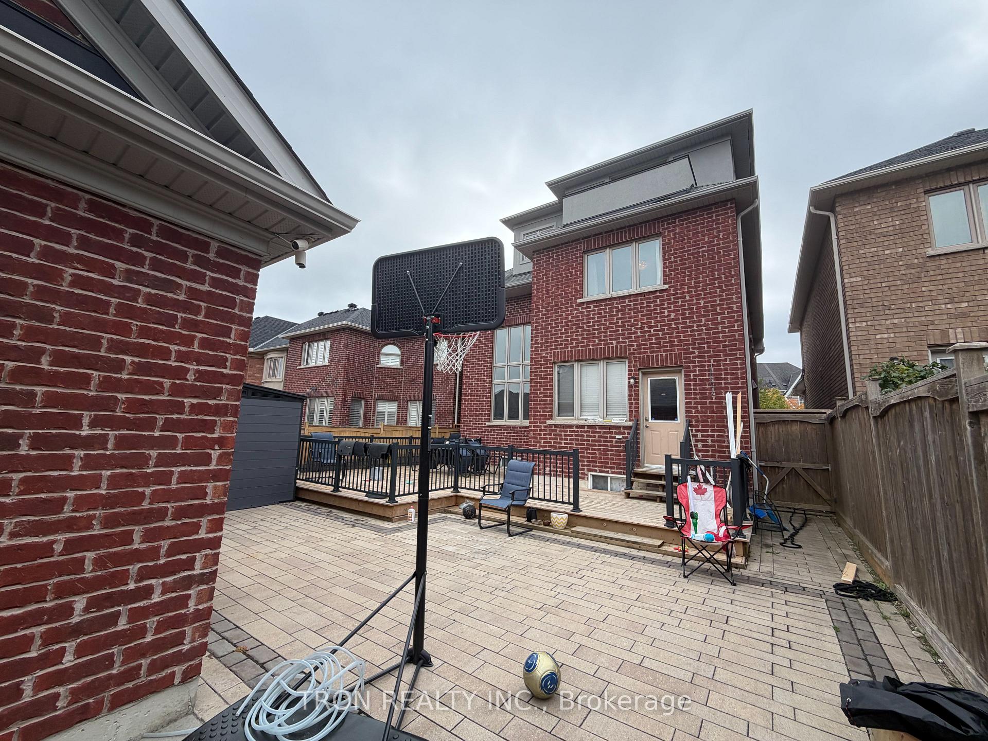 Photo 19 of 16 Dungannon Drive, Markham, Angus Glen — HOMEH