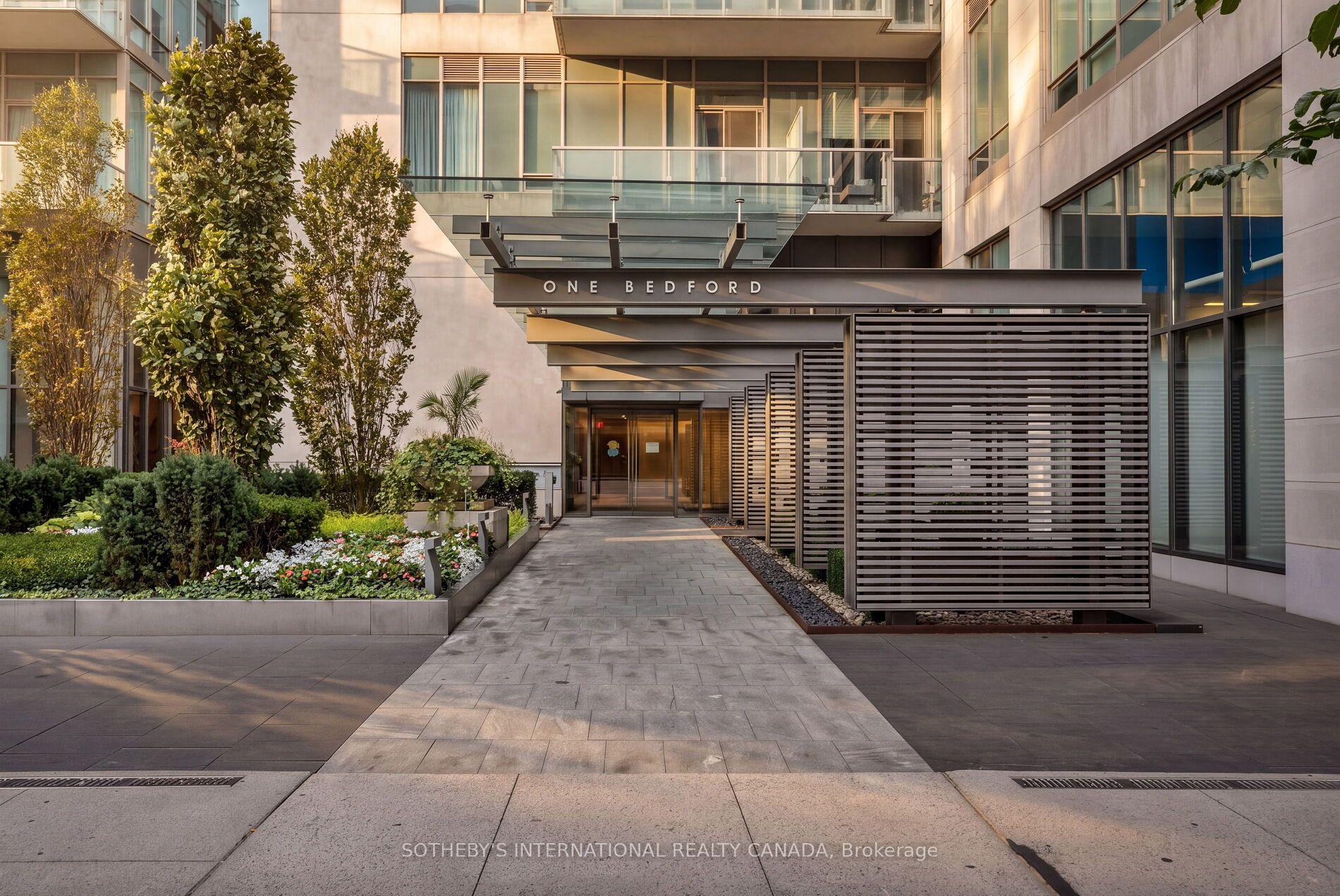 Photo 2 of Unit 1004, 1 Bedford Road, Toronto, The Annex — HOMEH