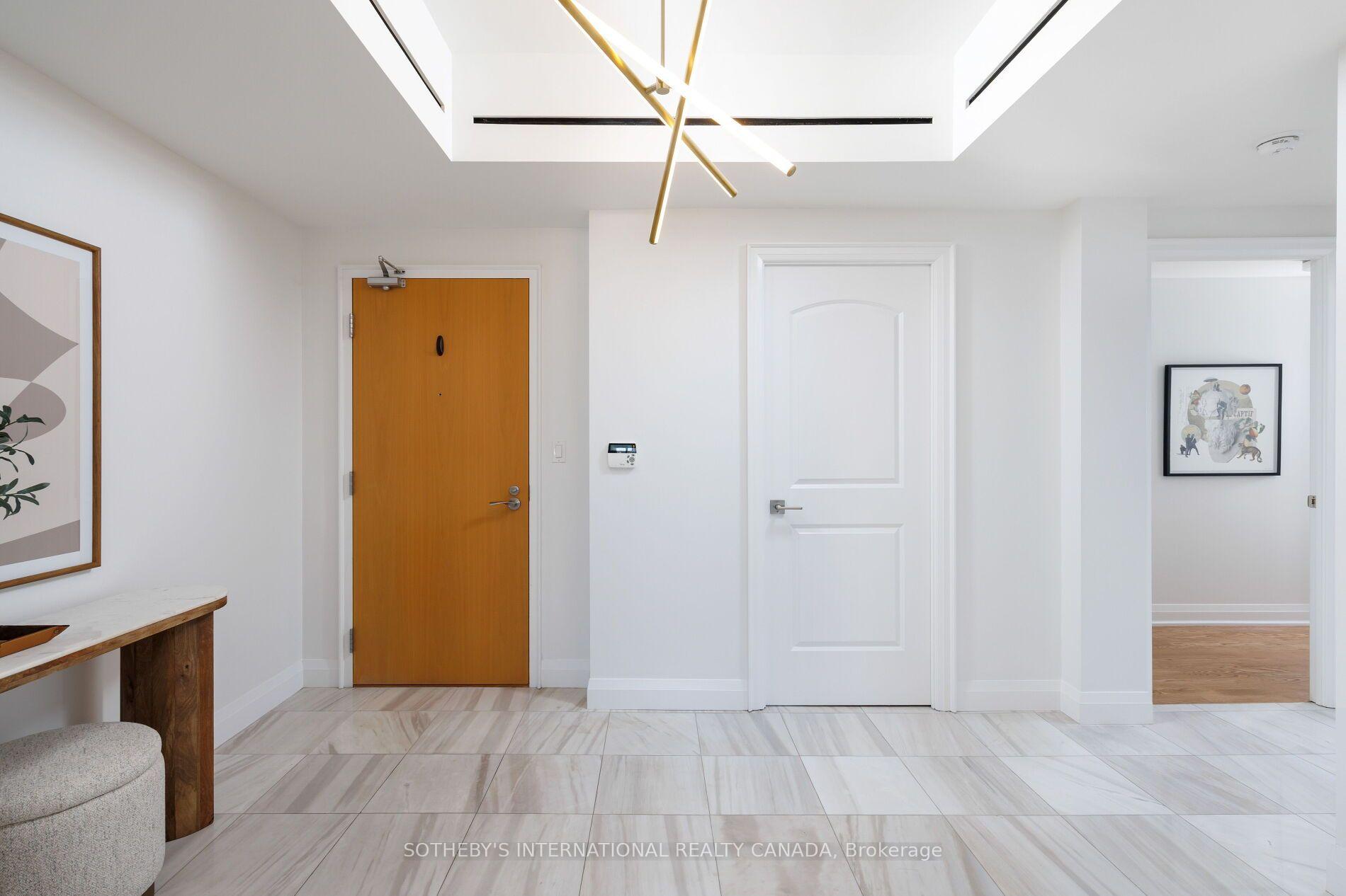 Photo 5 of Unit 1004, 1 Bedford Road, Toronto, The Annex — HOMEH