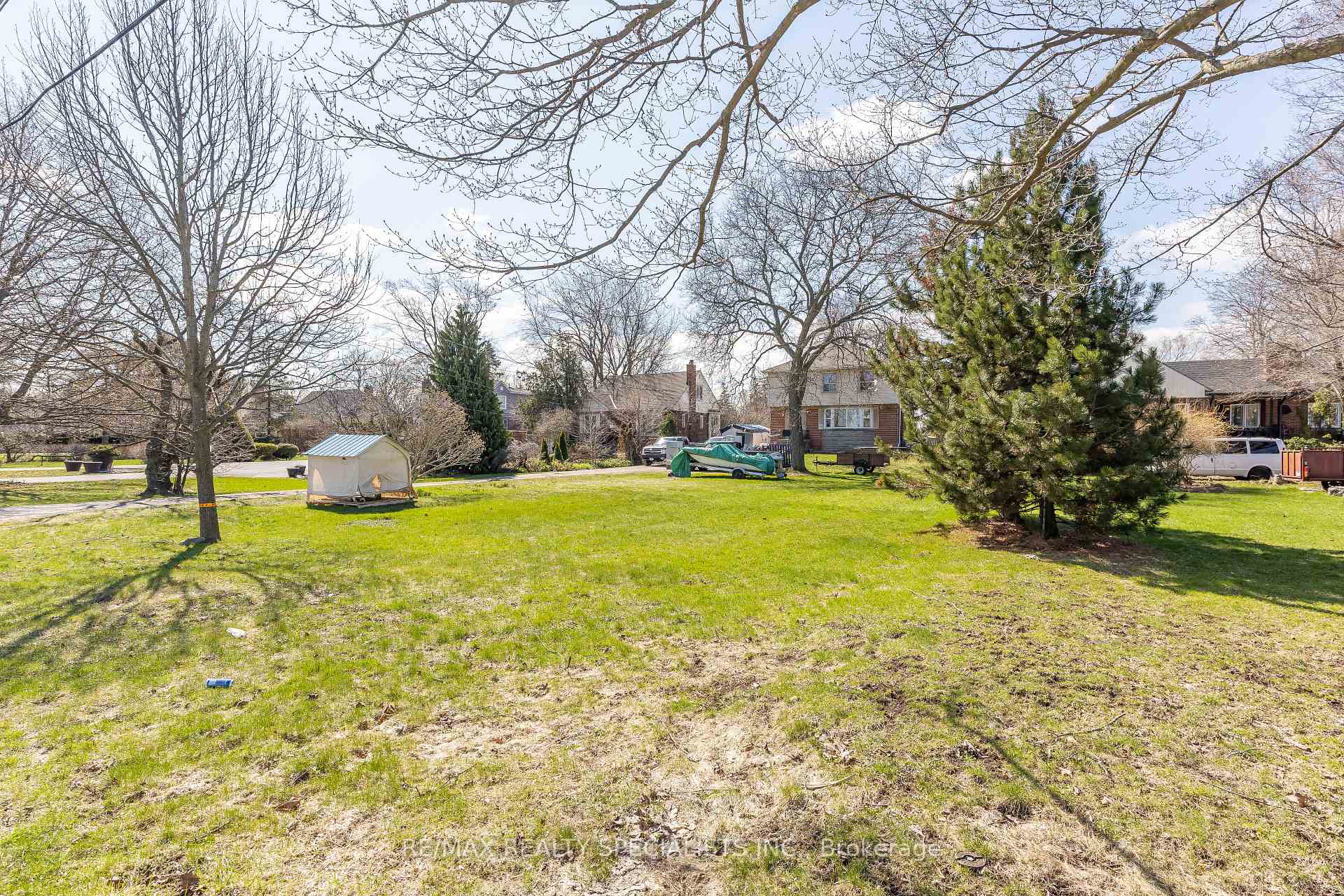 Photo 2 of 970 Concession Street, Hamilton, Sunninghill — HOMEH