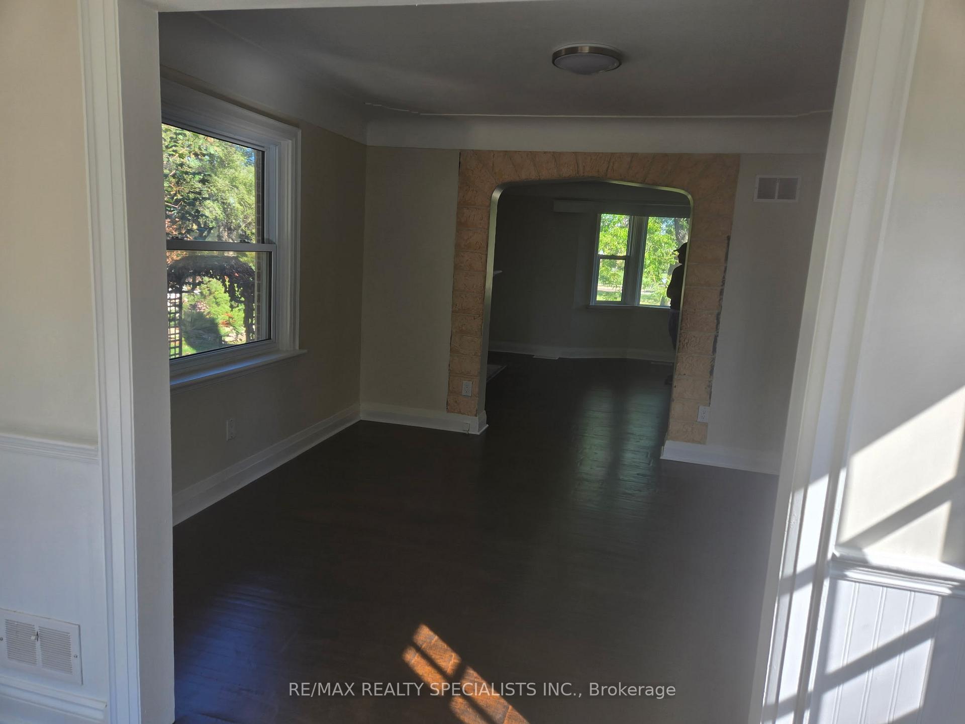 Photo 20 of 970 Concession Street, Hamilton, Sunninghill — HOMEH