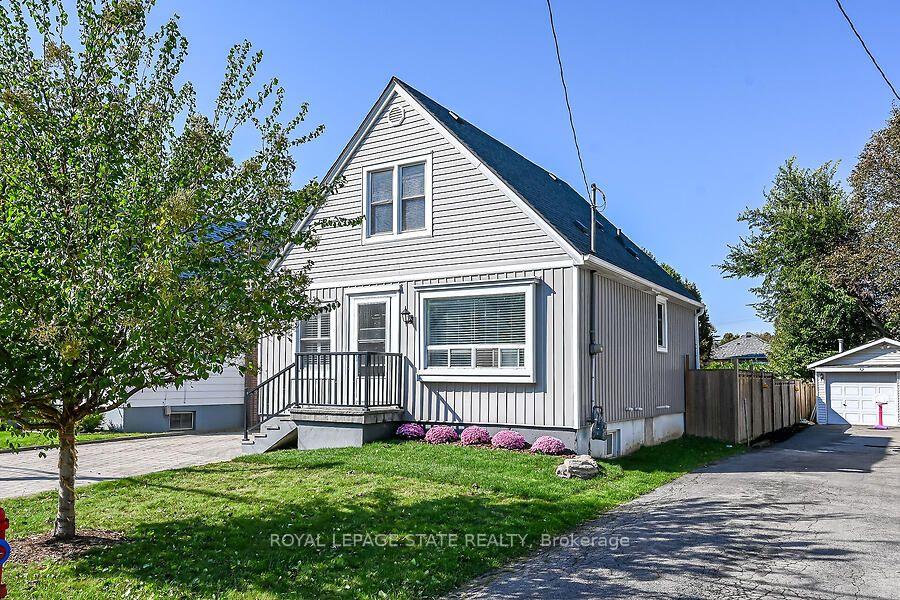 Photo 3 of 202 East 26th Street, Hamilton, Eastmount — HOMEH