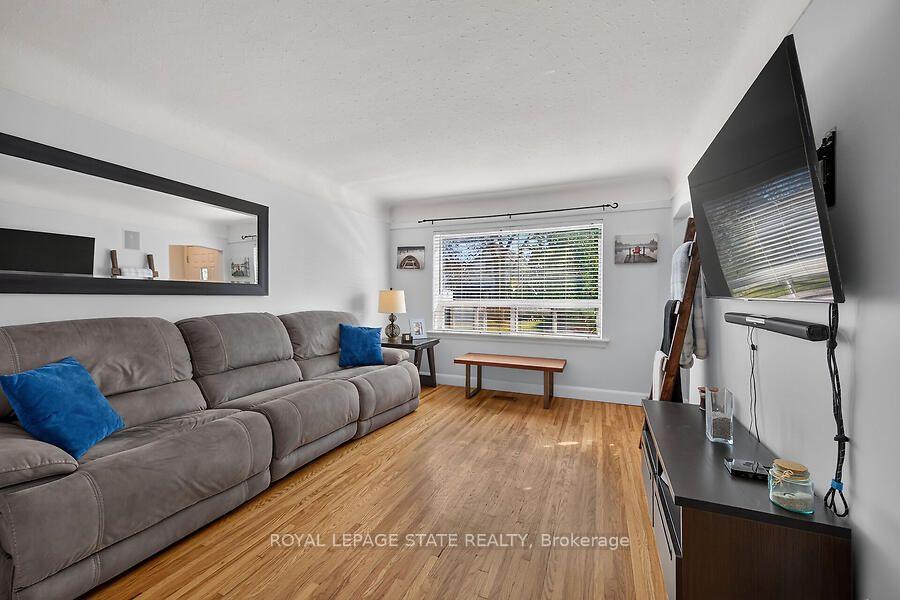 Photo 9 of 202 East 26th Street, Hamilton, Eastmount — HOMEH