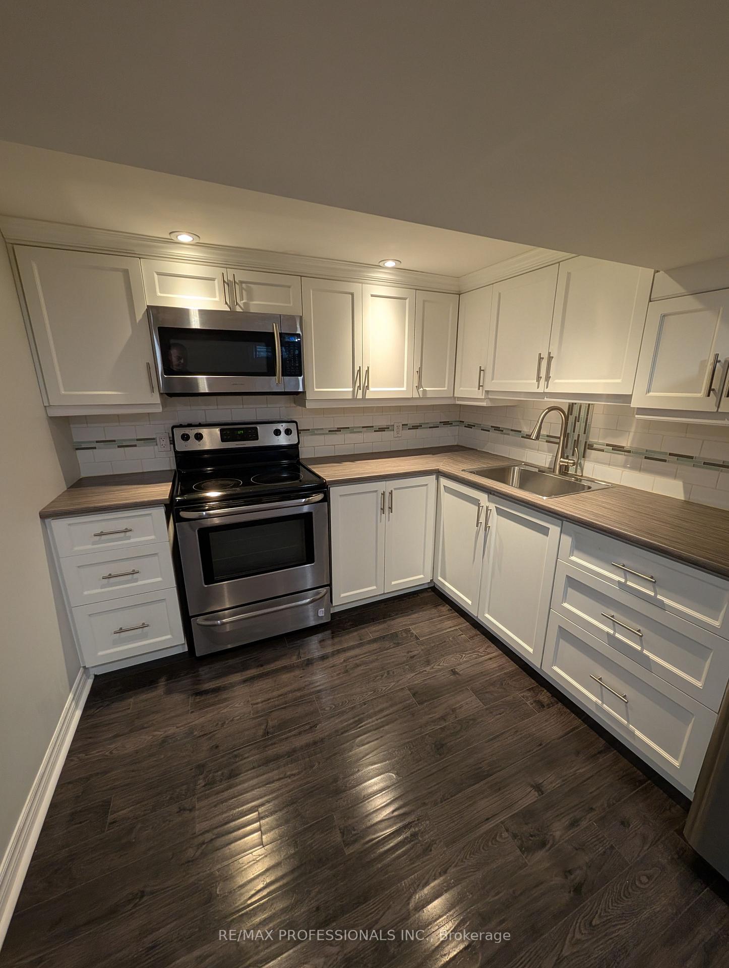 Photo 3 of Unit BSMT, 38 Wheatfield Road, Etobicoke, Mimico — HOMEH