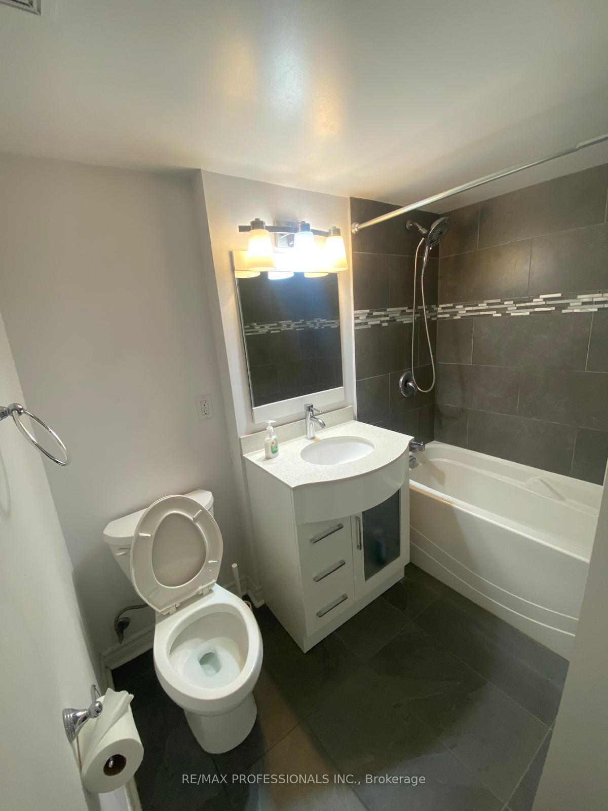 Photo 10 of Unit BSMT, 38 Wheatfield Road, Etobicoke, Mimico — HOMEH