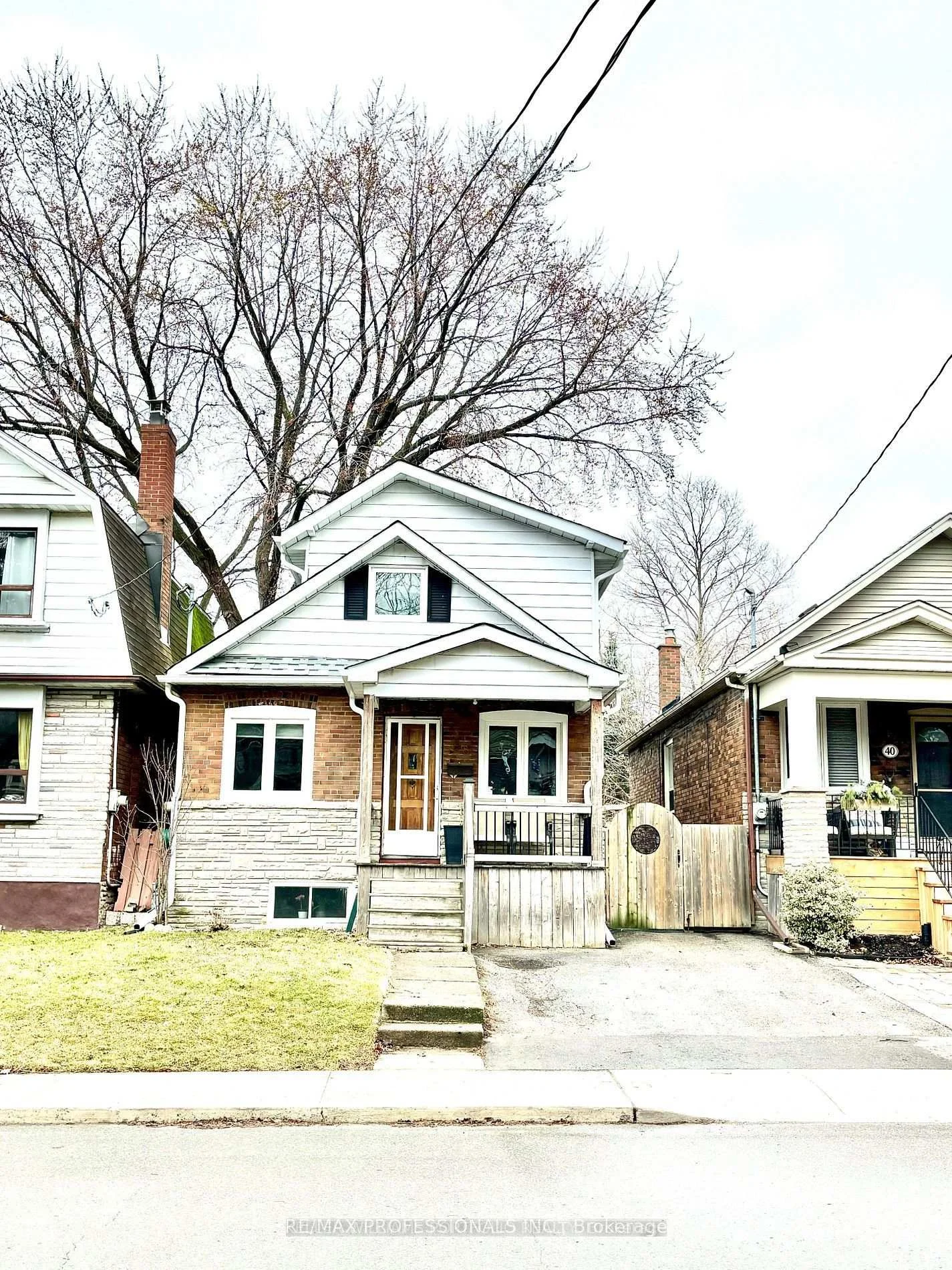 Photo 1 of Unit BSMT, 38 Wheatfield Road, Etobicoke, Mimico — HOMEH