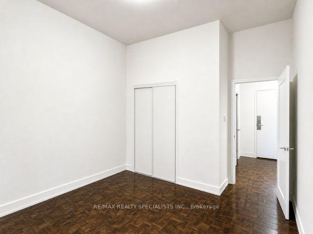 Photo 4 of Unit 107, 105 Isabella Street, Toronto, Church-Yonge Corridor — HOMEH