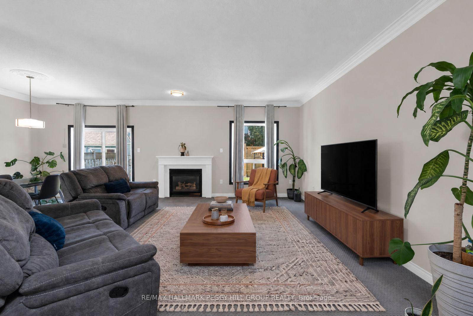 Photo 5 of 184 Golden Meadow Road, Barrie, Bayshore — HOMEH