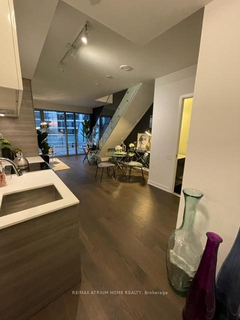 Photo 4 of Unit 1611, 57 St Joseph Street, Toronto, Bay Street Corridor — HOMEH