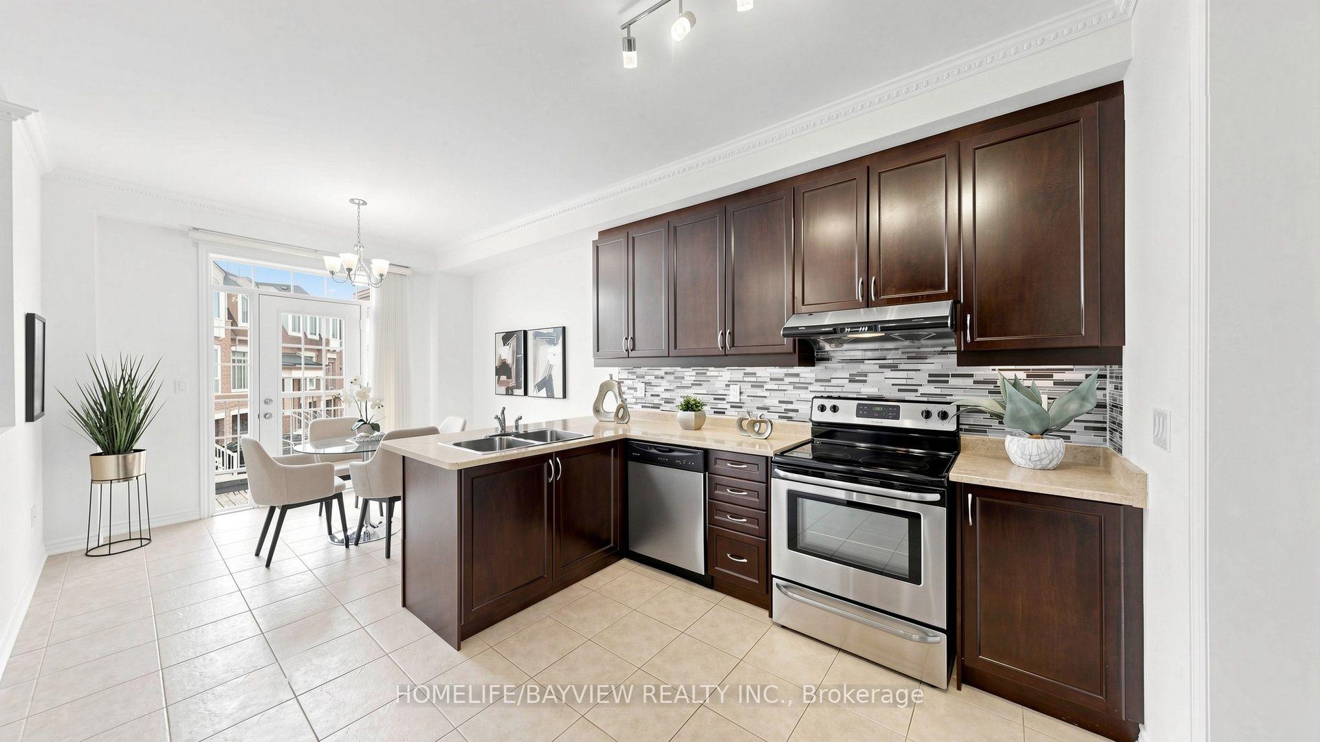 Photo 7 of 10981 Woodbine Avenue, Markham, Victoria Square — HOMEH