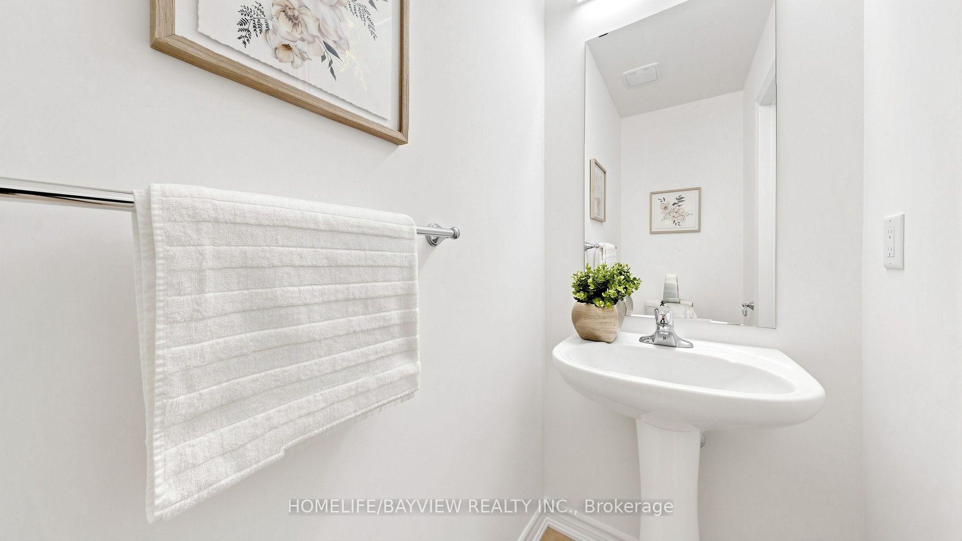 Photo 10 of 10981 Woodbine Avenue, Markham, Victoria Square — HOMEH