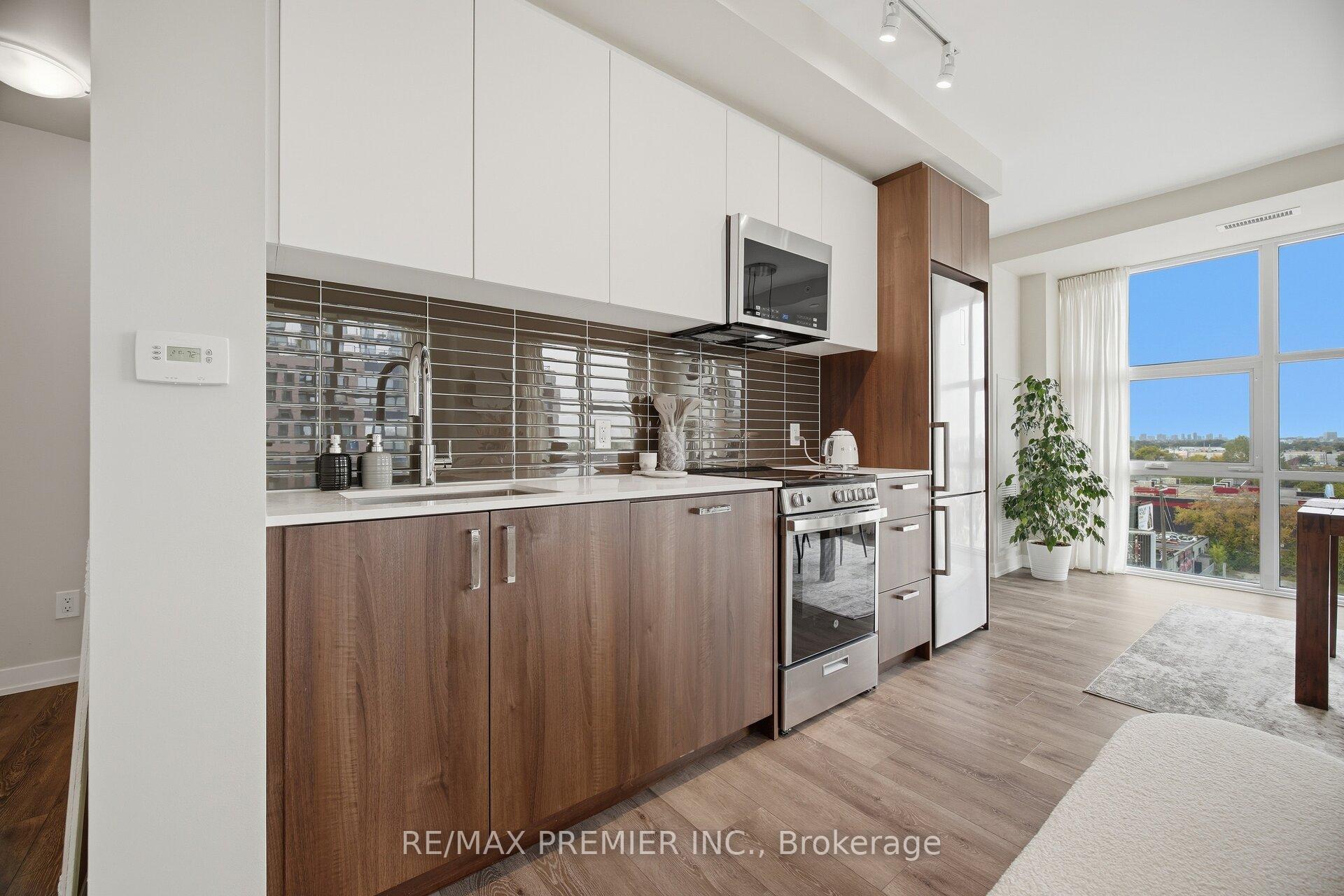 Photo 4 of Unit 610, 1787 St. Clair Avenue W, Toronto, Weston-Pellam Park — HOMEH