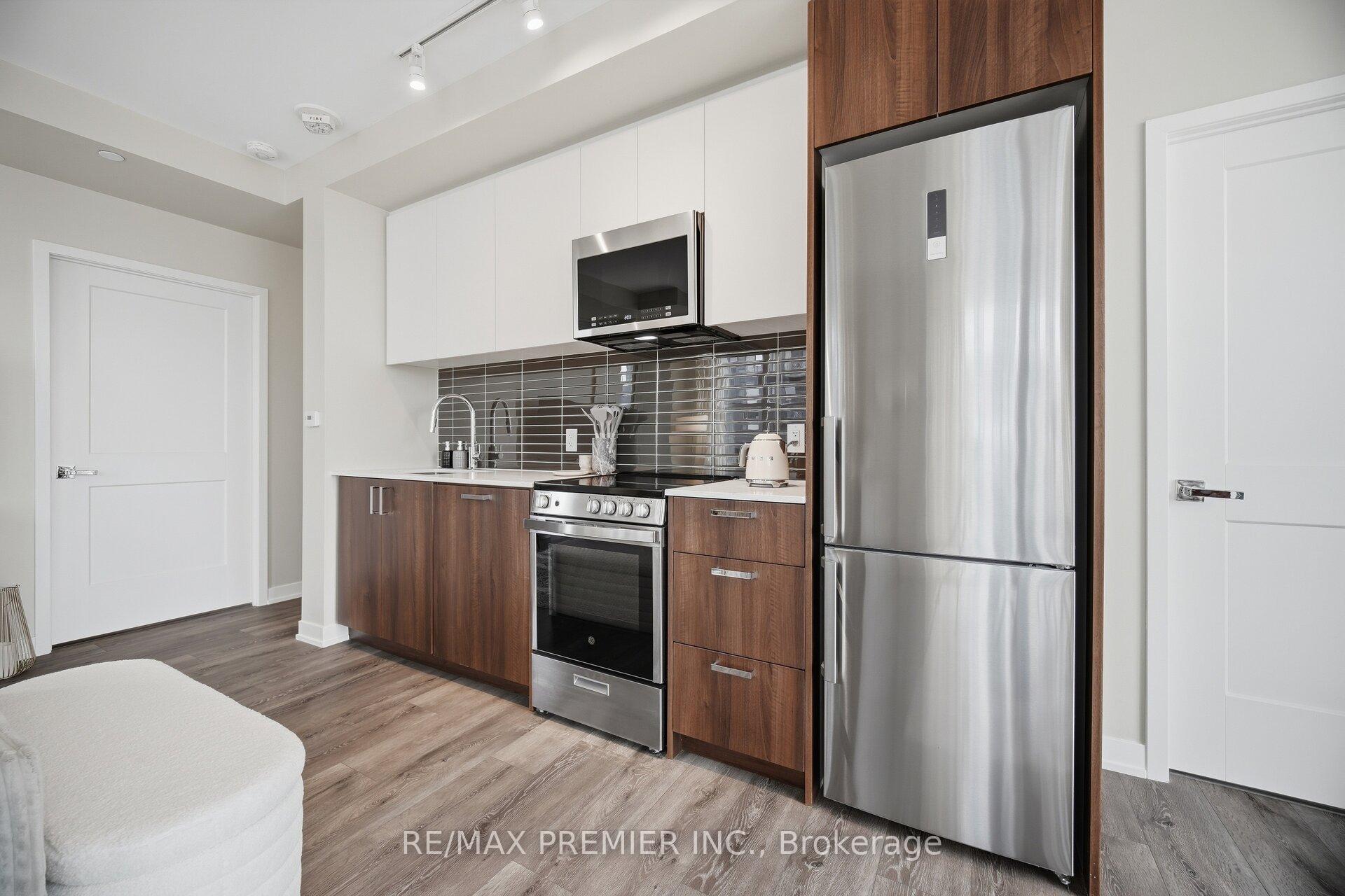 Photo 11 of Unit 610, 1787 St. Clair Avenue W, Toronto, Weston-Pellam Park — HOMEH