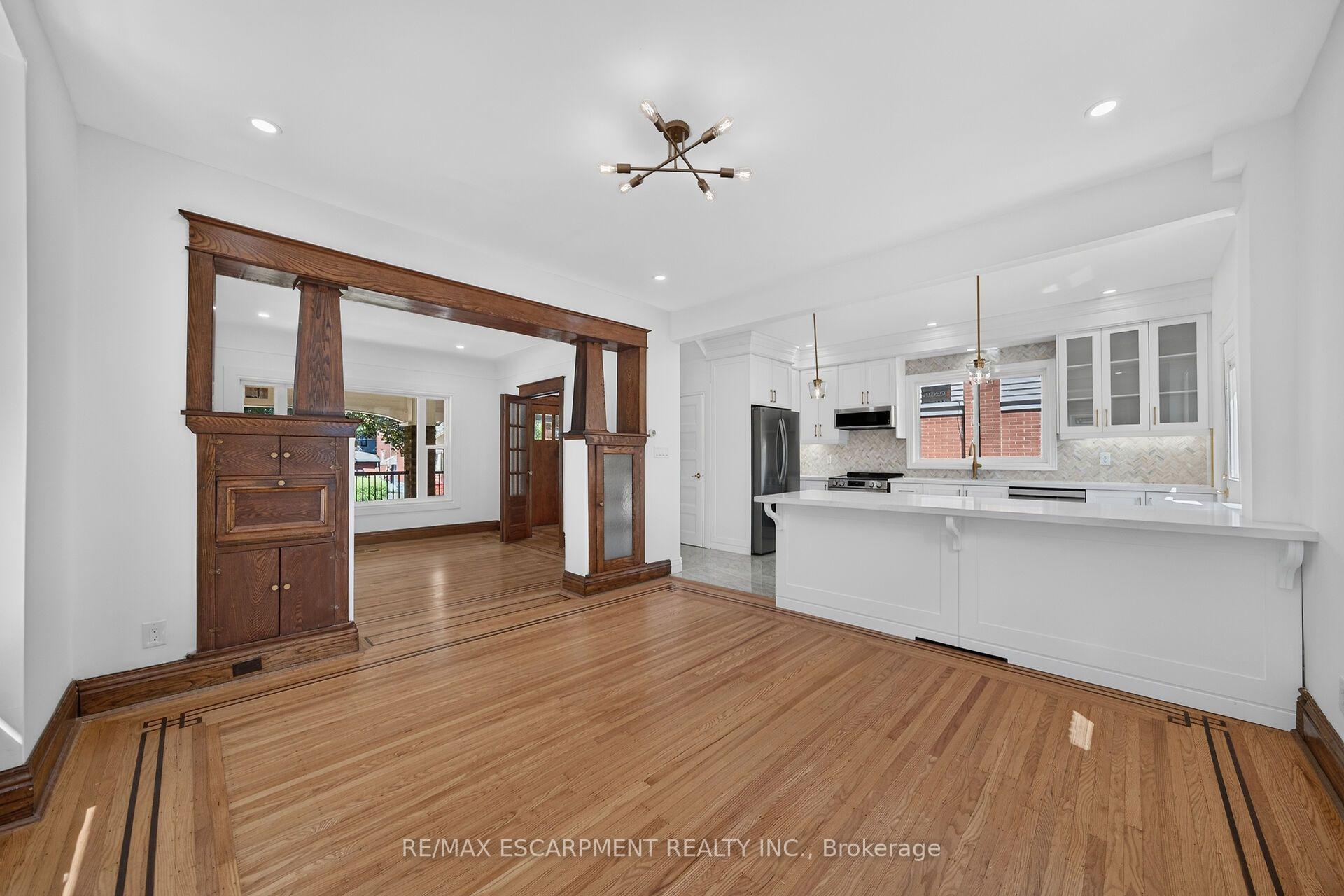 Photo 21 of 229 Park Row S, Hamilton, Delta — HOMEH