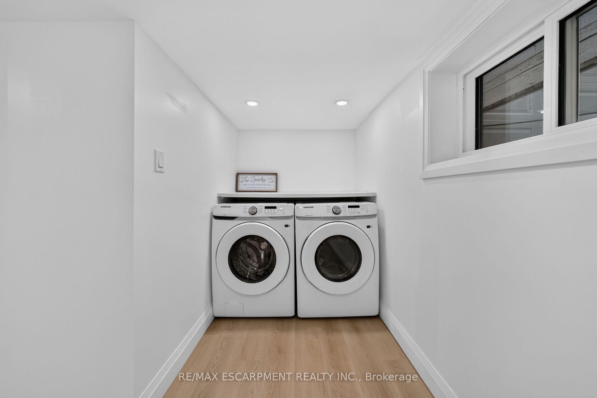 Photo 35 of 229 Park Row S, Hamilton, Delta — HOMEH