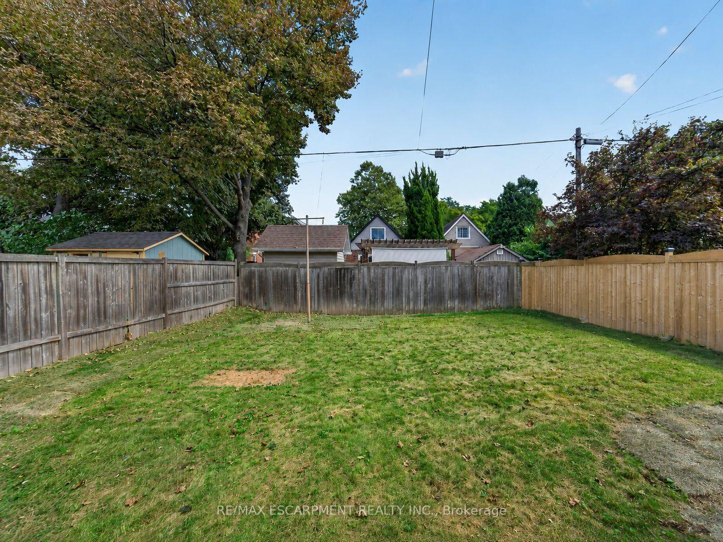 Photo 43 of 229 Park Row S, Hamilton, Delta — HOMEH