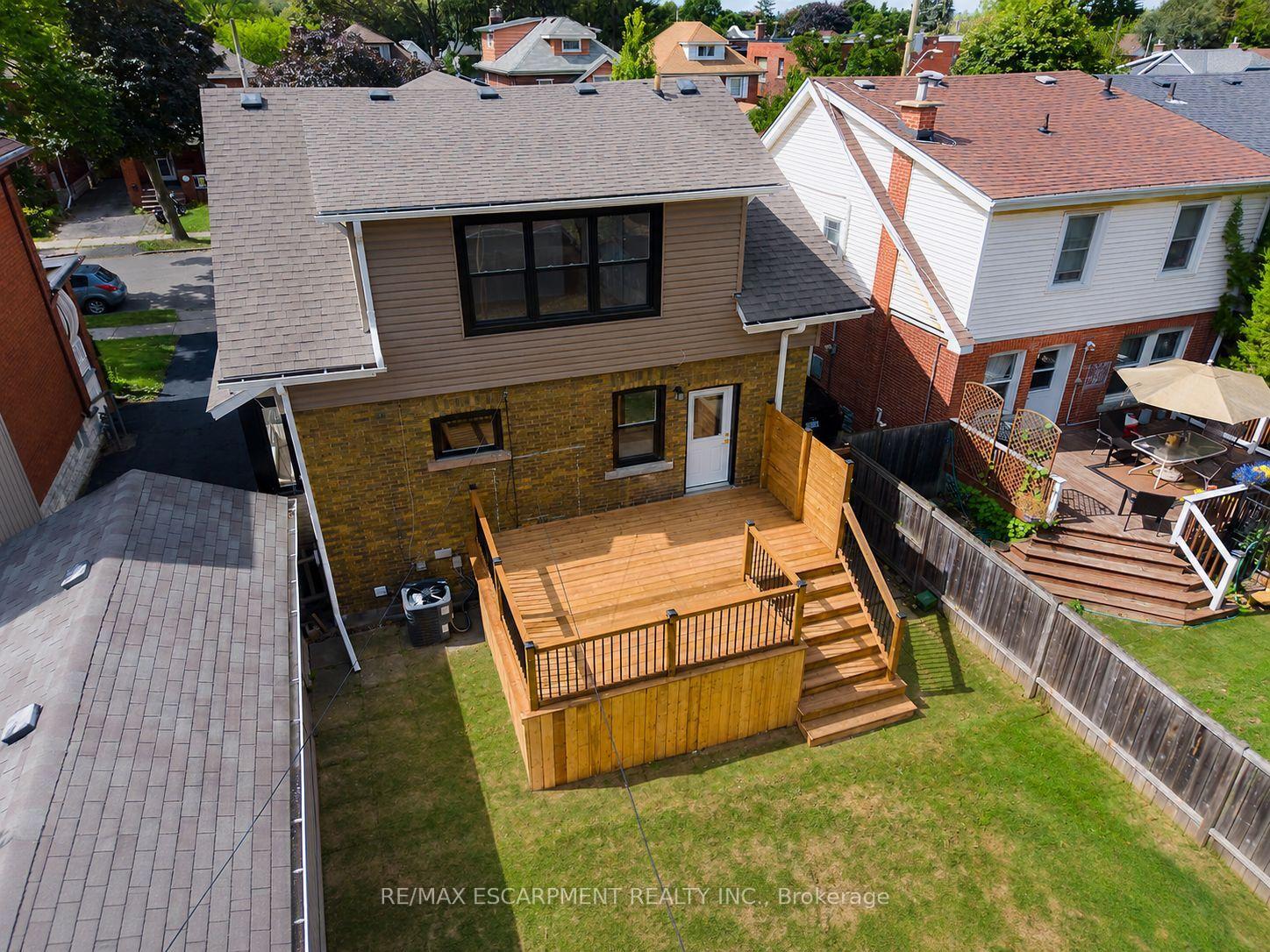 Photo 44 of 229 Park Row S, Hamilton, Delta — HOMEH