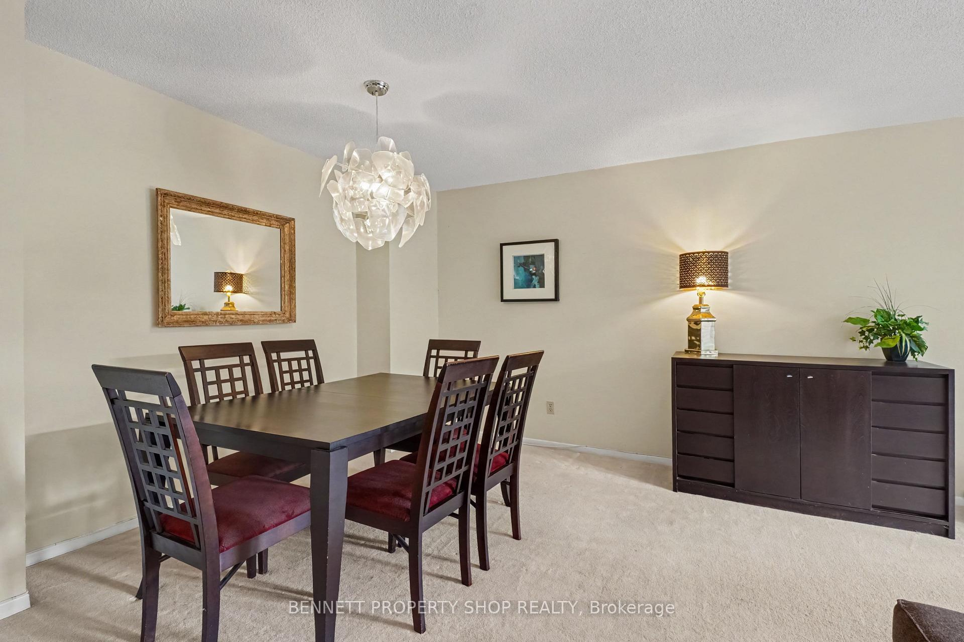 Photo 5 of Unit 45, 100 Hillside Drive, Ottawa, Viscount Alexander Park — HOMEH