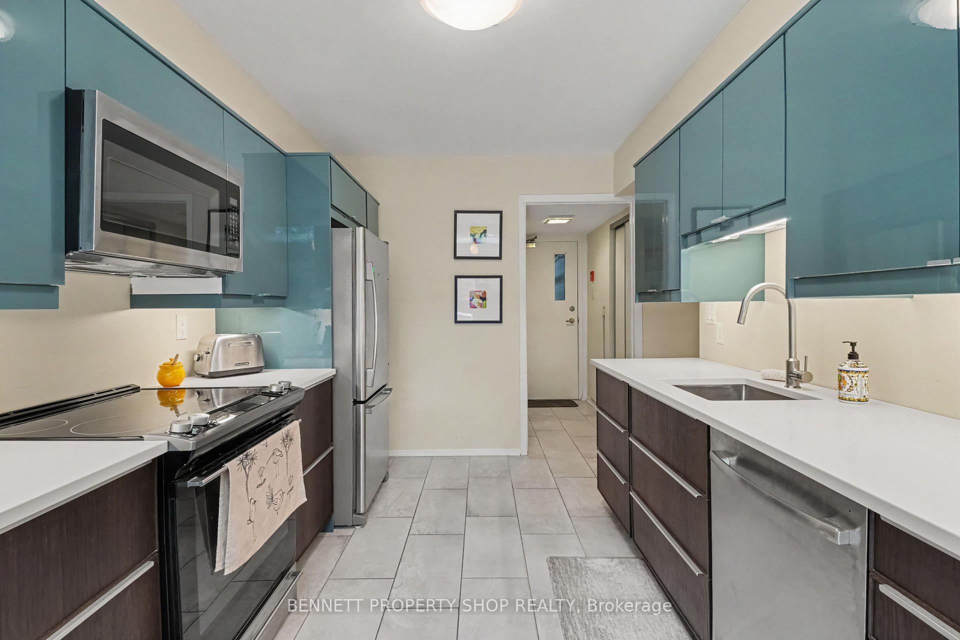 Photo 8 of Unit 45, 100 Hillside Drive, Ottawa, Viscount Alexander Park — HOMEH
